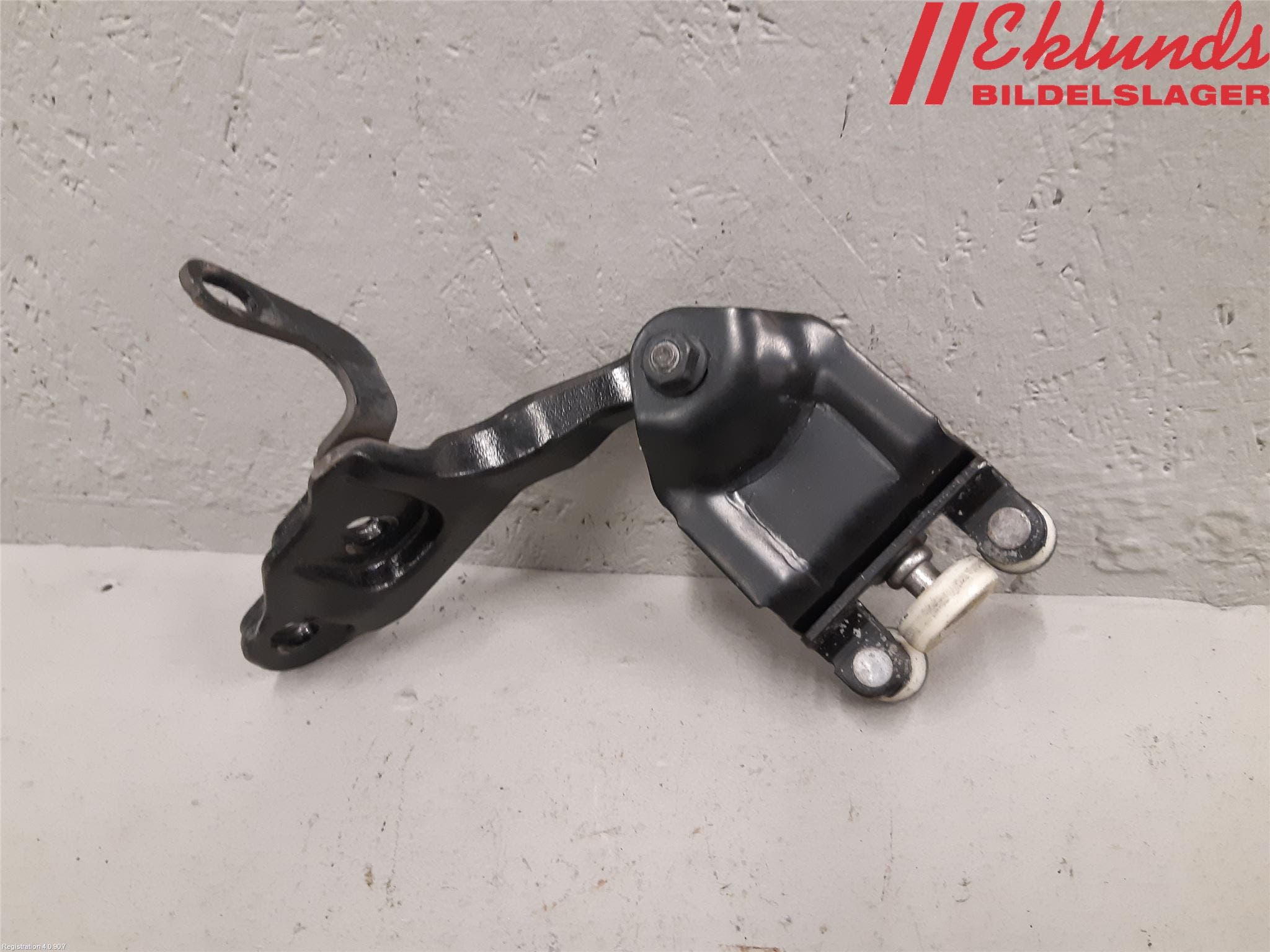 Ford TRANSIT SKÅP/BUSS 14-22 Dörrgångjärn