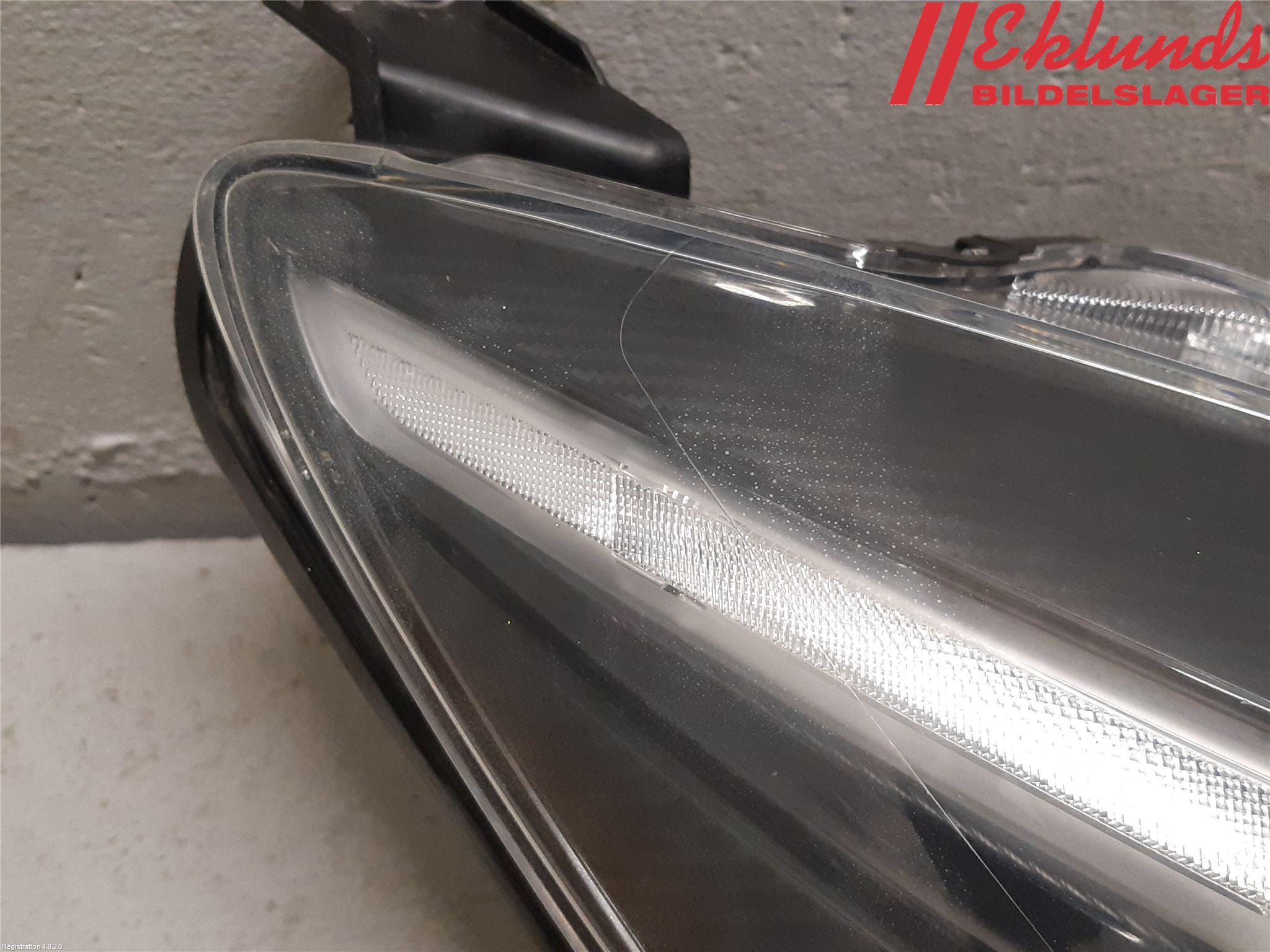 Mazda 2 (DJ) 15-22 Strålkastare Höger