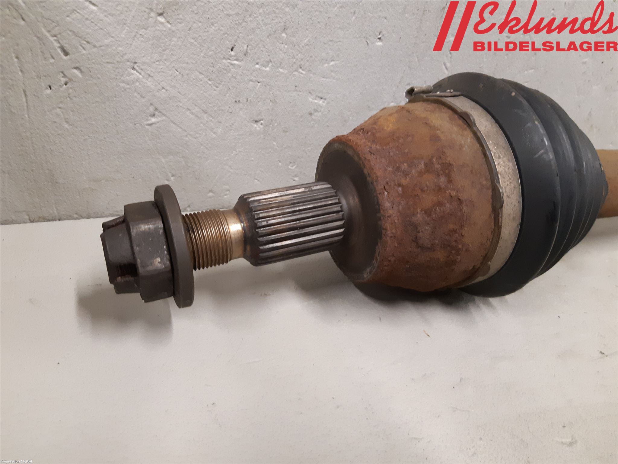 Ford TRANSIT/TOURNEO CONNECT 13-22 Drivaxel Fram Höger