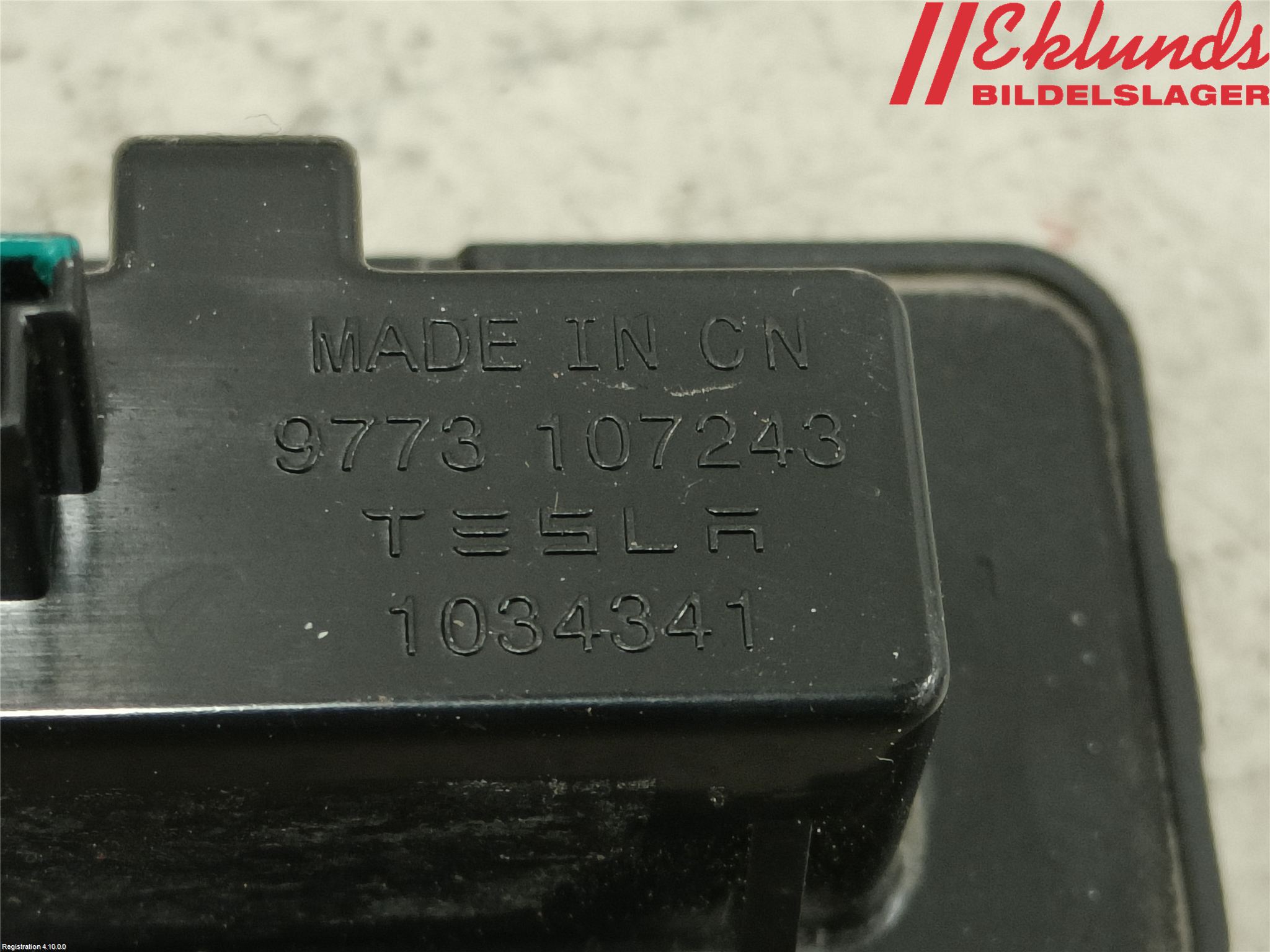 Tesla MODEL S 13- Skylt Belysning