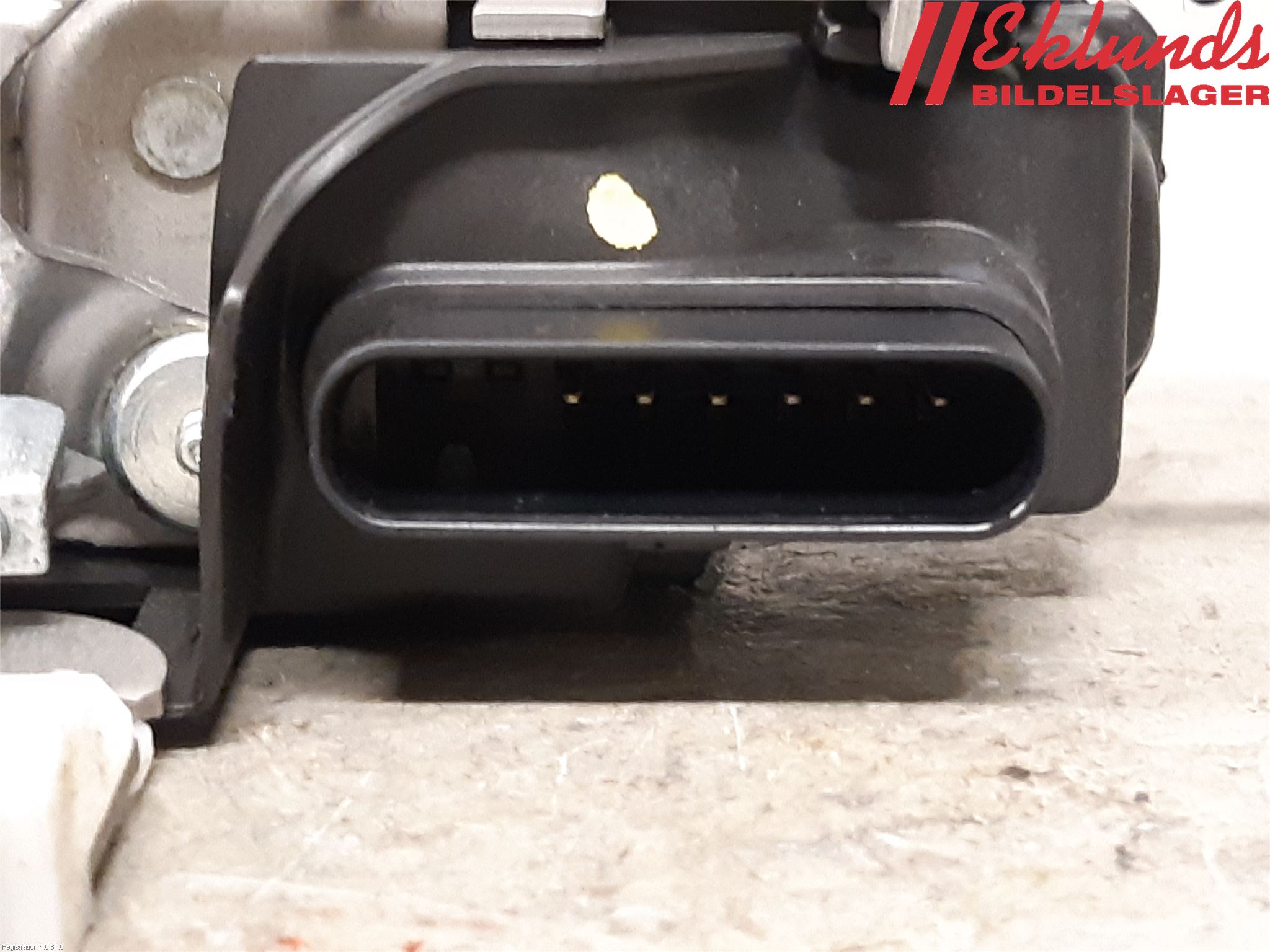 Volvo XC60 18- Låskista-Dörrlås