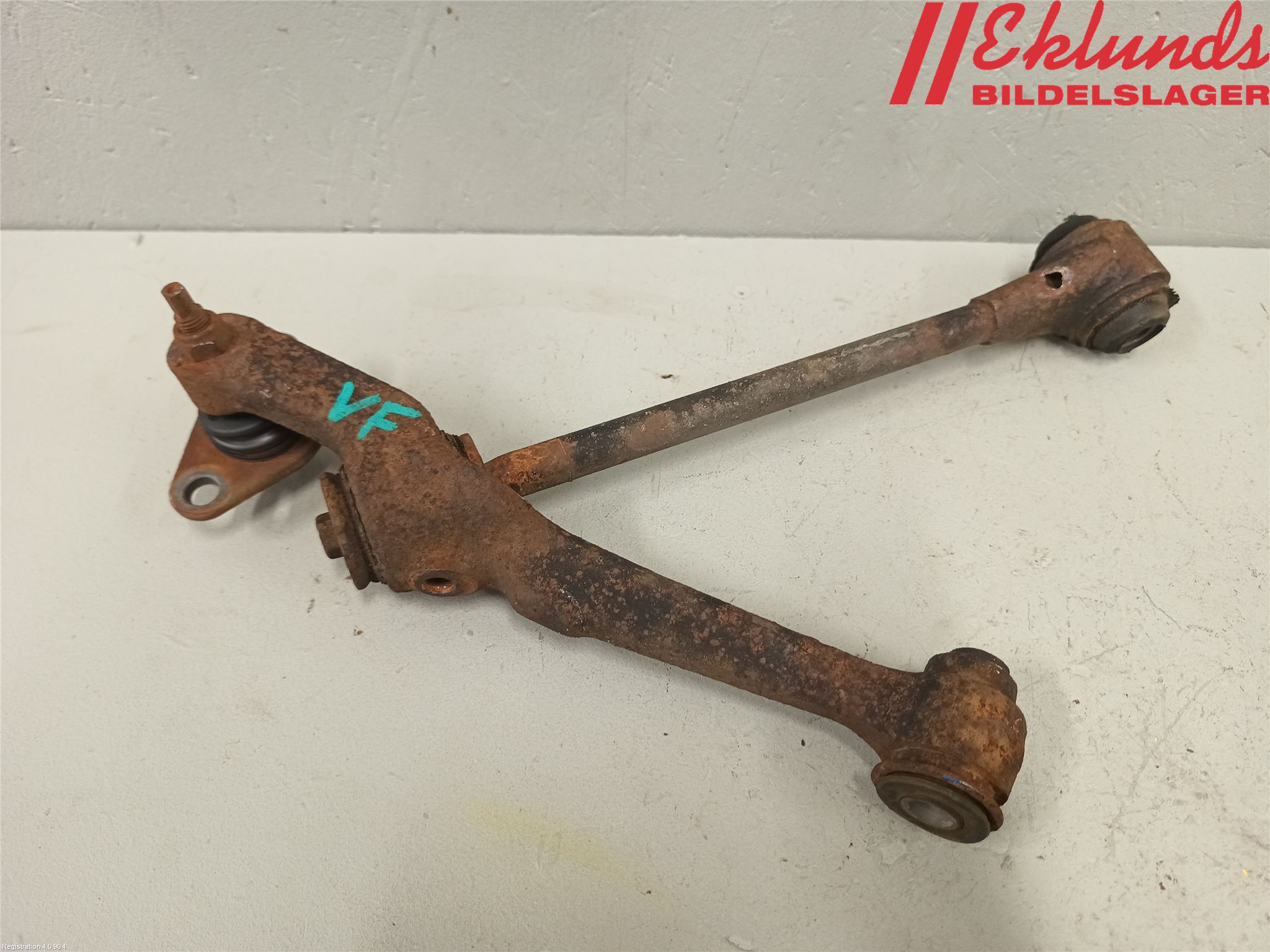 Volvo 940 91-98 Bärarm Fram Undre Vä