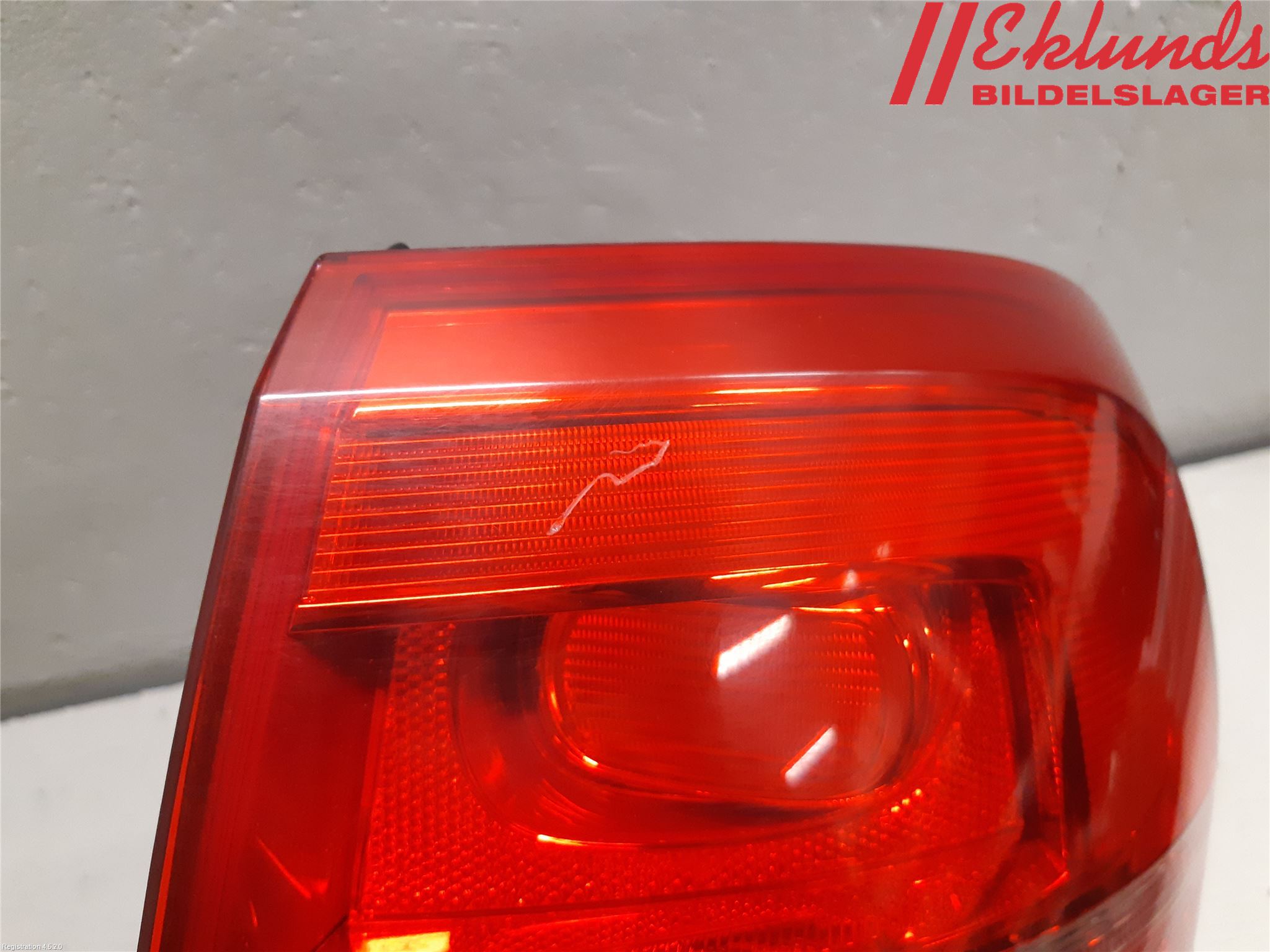 Volkswagen VW PASSAT 11-14 Bakljus Höger