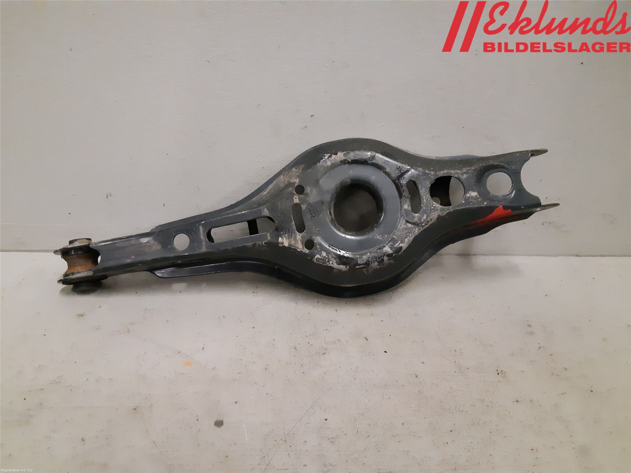 Toyota COROLLA 19- Bärarm Bak Vänster