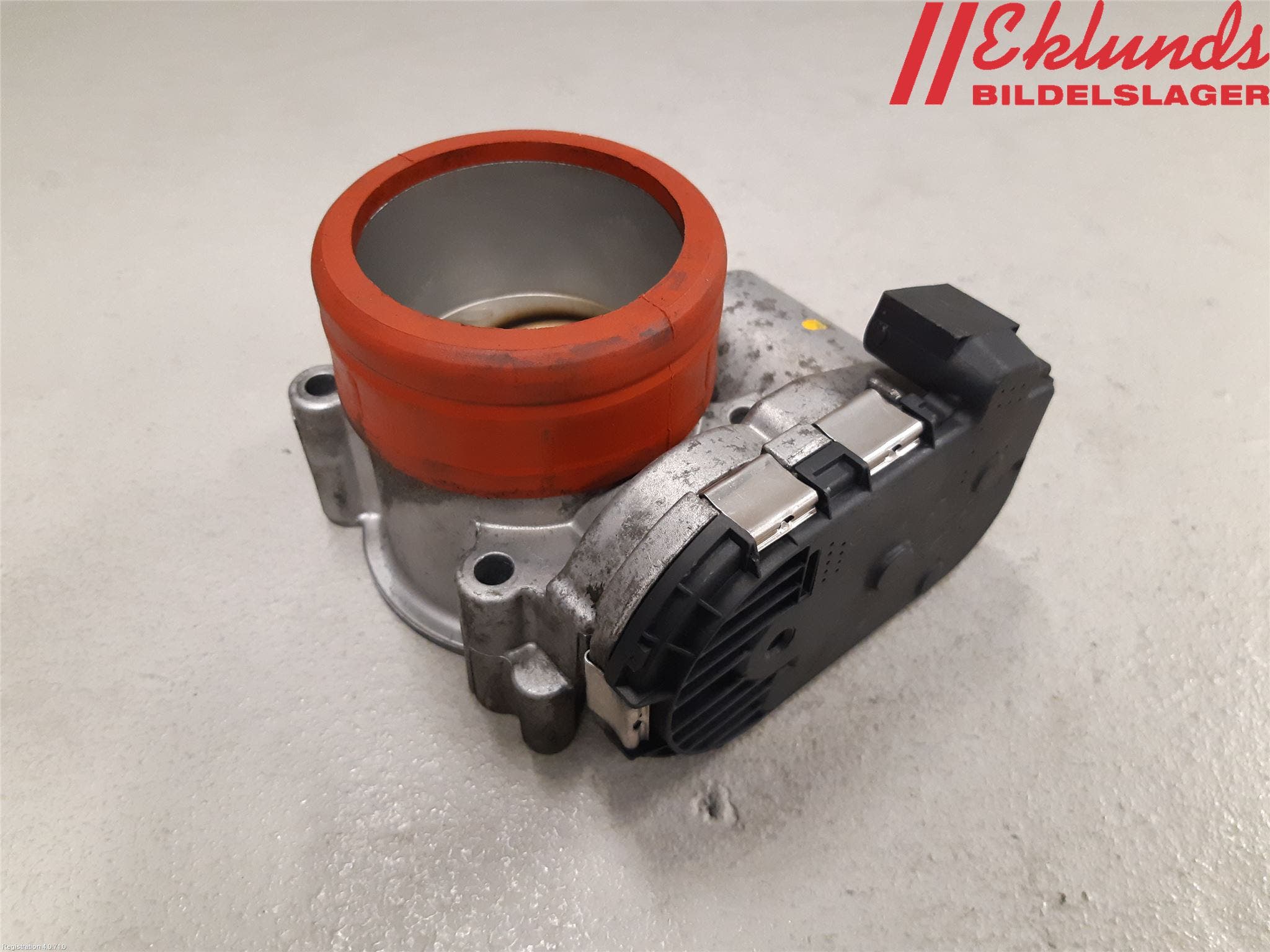 Mercedes-Benz MB CLK (C209) 02-09 Injspjällhus