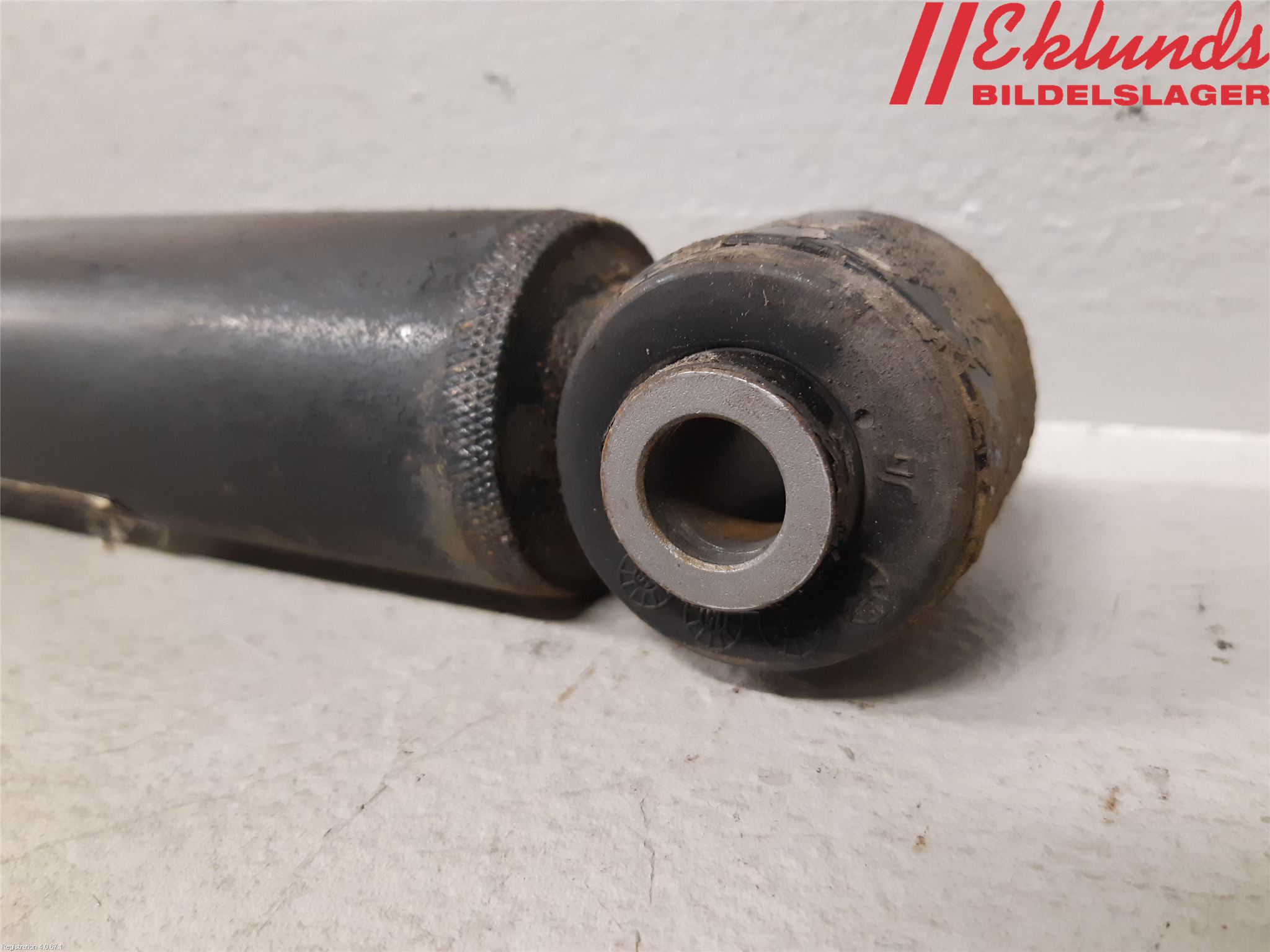 Volvo XC70 14-16 Stötdämpare Bak