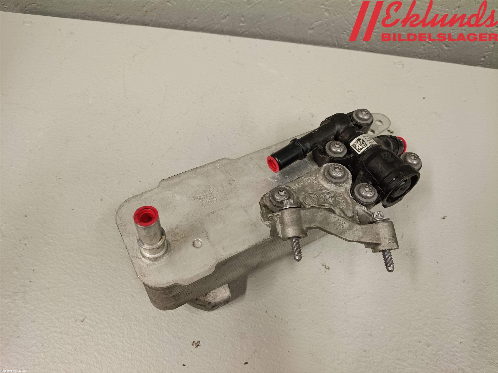 BMW 5 G30/G31/F90 17-23 Oljekylare Automat