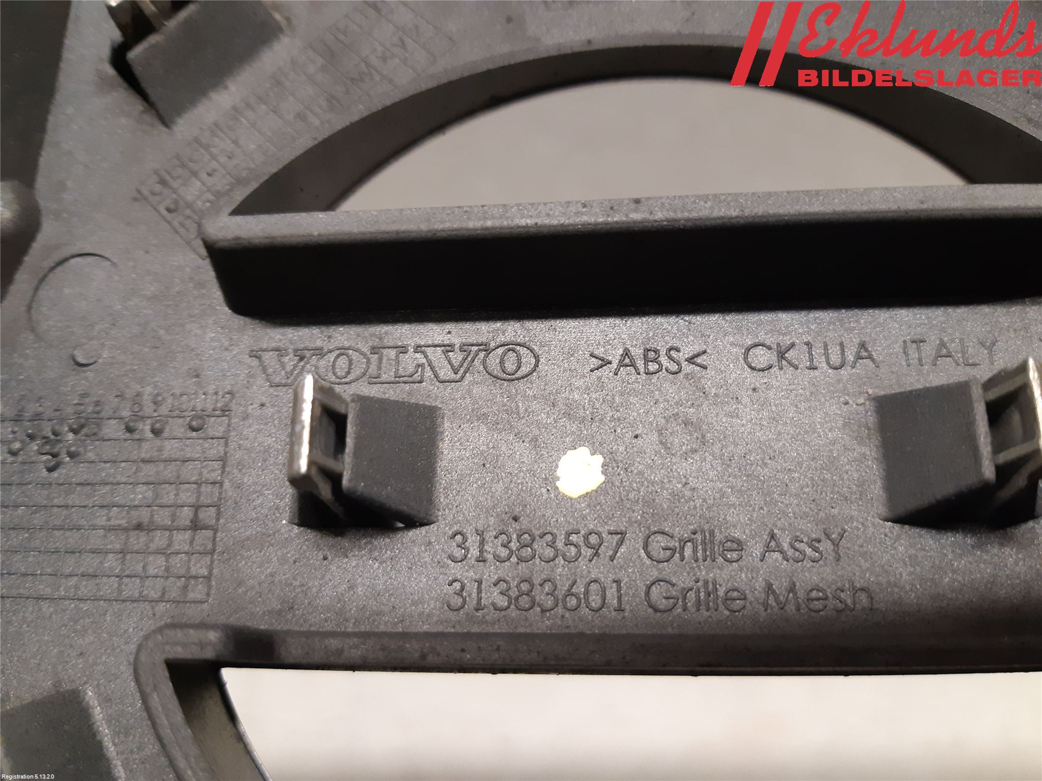 Volvo V70 14-16 Grill Komp
