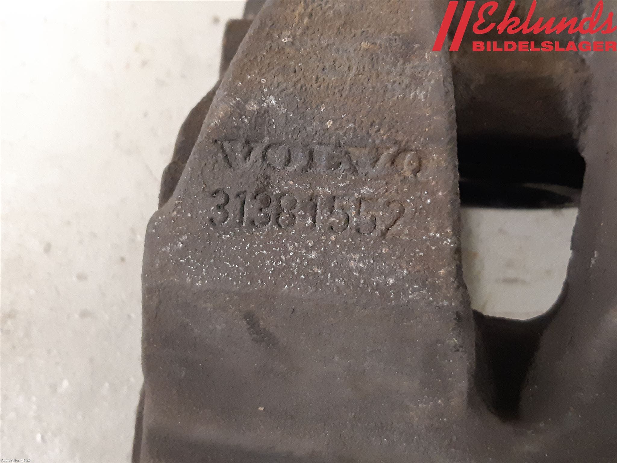 Volvo V90 17->> Bromsok Fram Höger