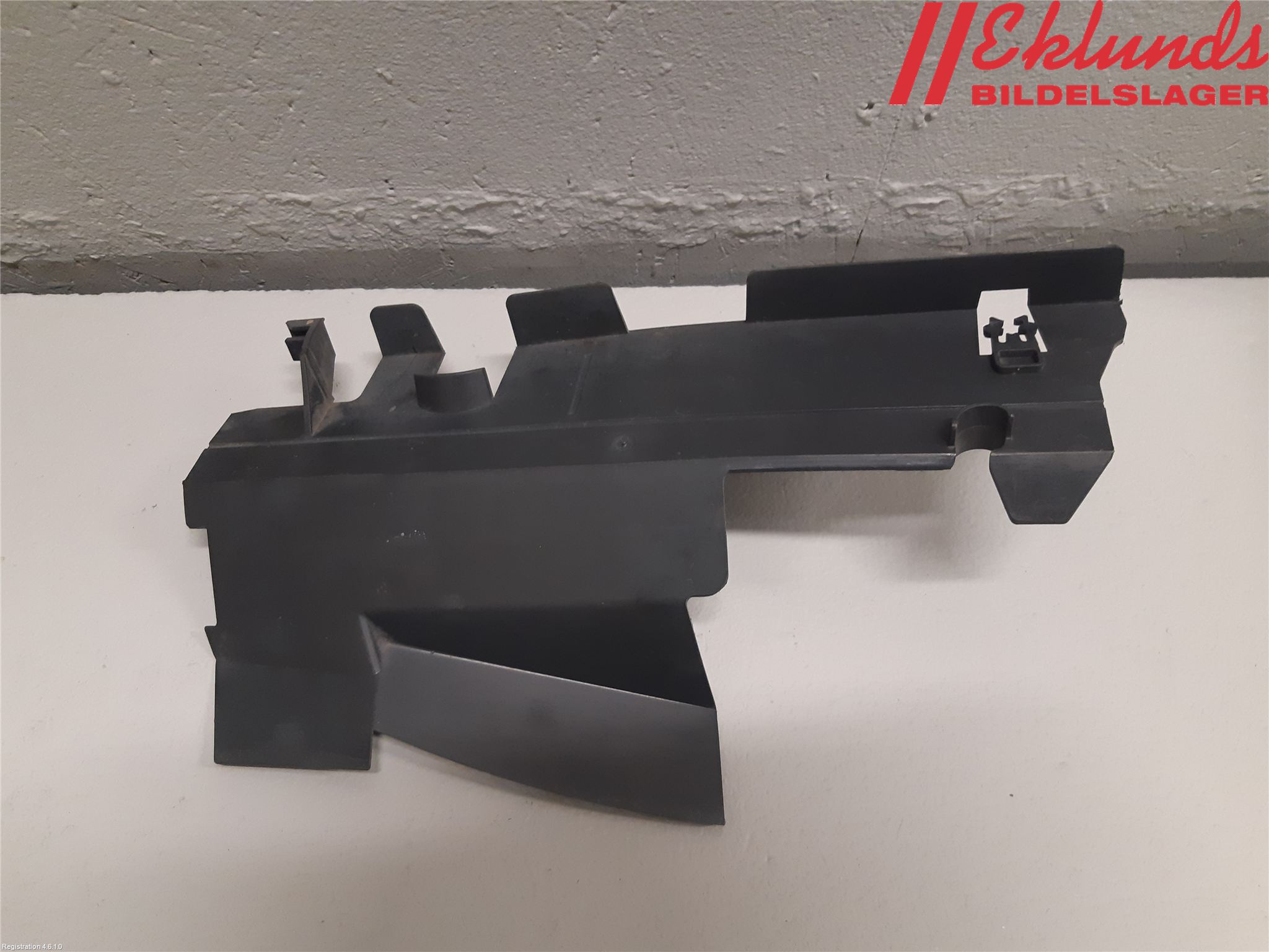 Renault CLIO III  06-09 Deflektor Plåt-Plast Kylning