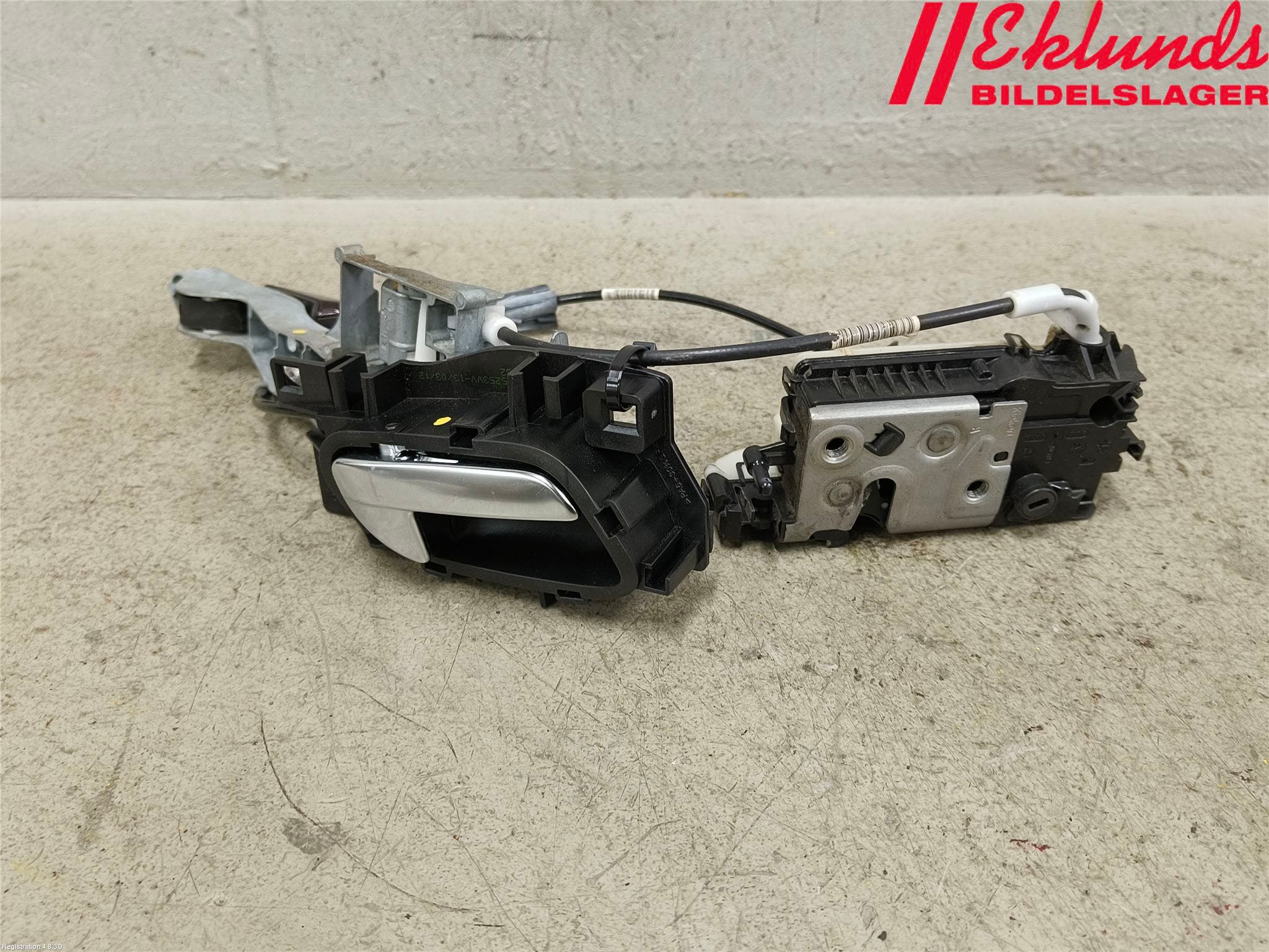 Peugeot 208 12-15 Låskista-Dörrlås