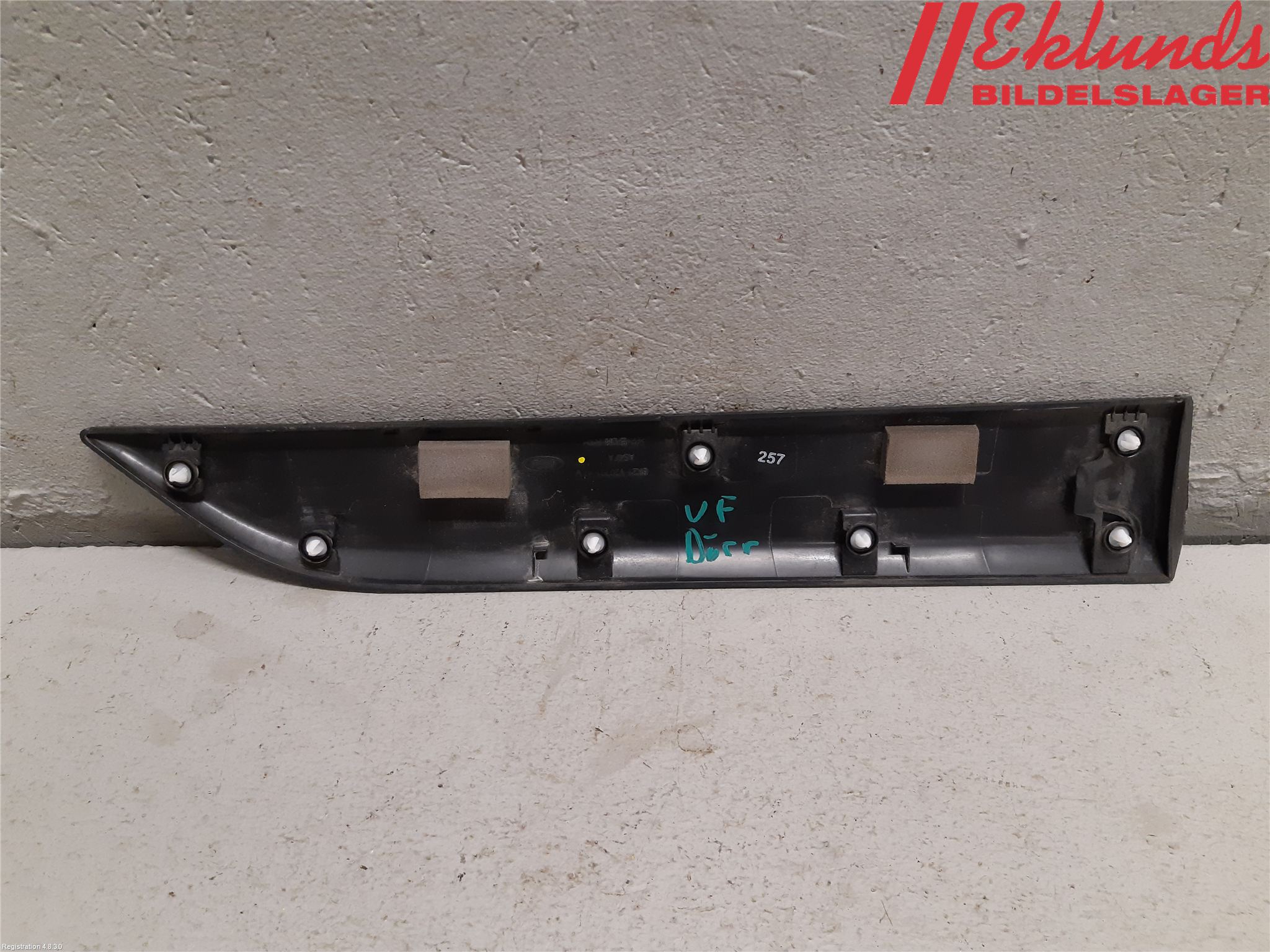 Ford TRANSIT/TOURNEO CUSTOM 13-24 Dörr Dekorlist Fram Vä
