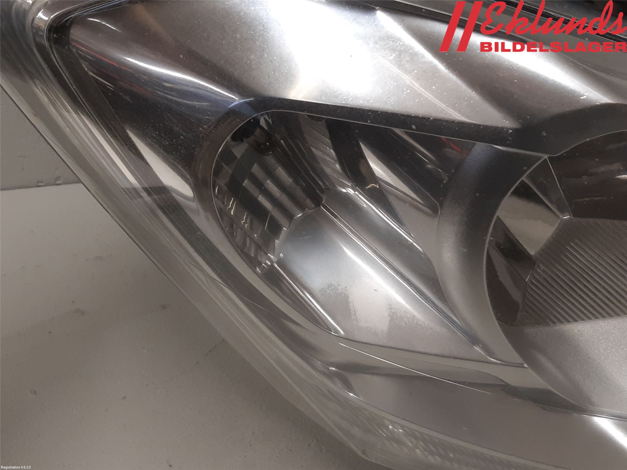 Citroen BERLINGO 08-18 Strålkastare Höger