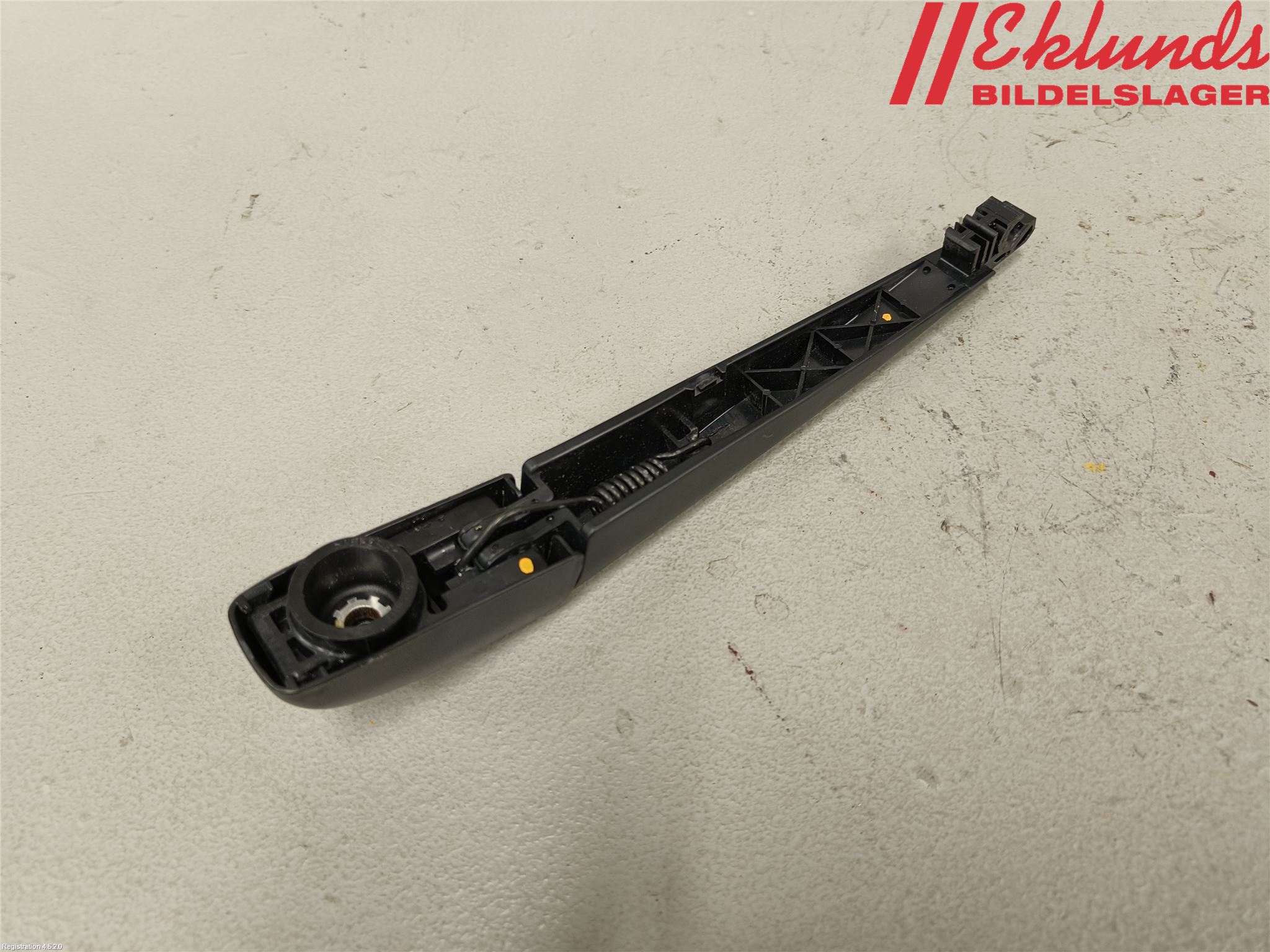 Toyota COROLLA 19- Torkararm-Bakruta