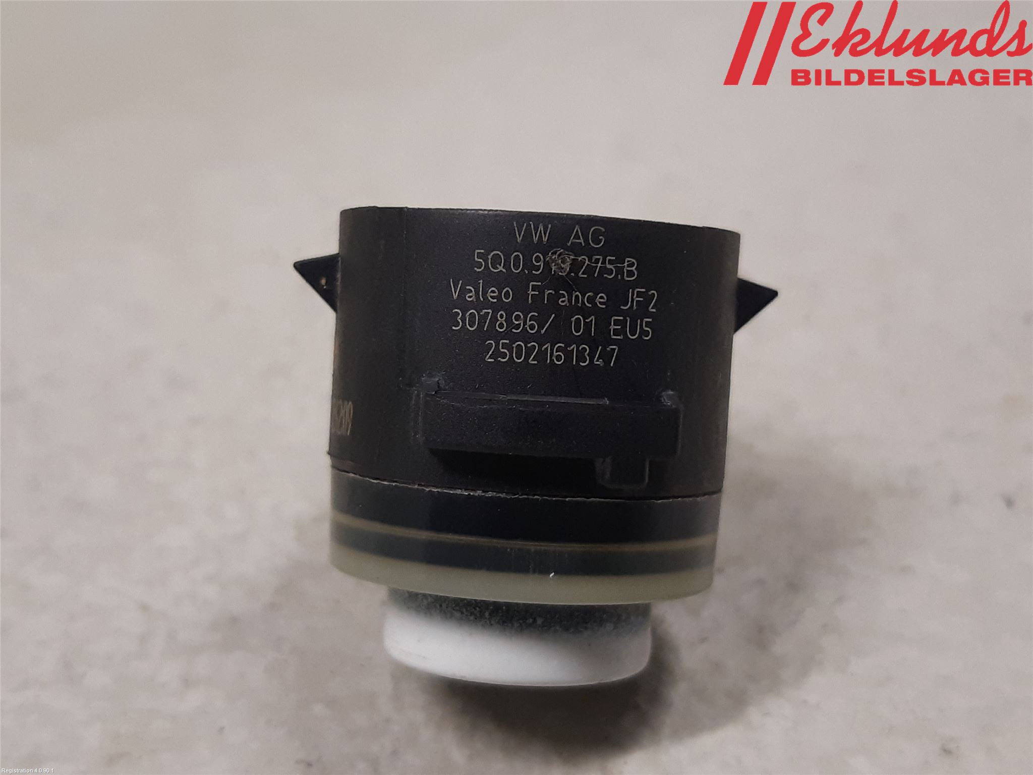 Volkswagen VW PASSAT 15-19 Parkeringshjälp Frontsensor