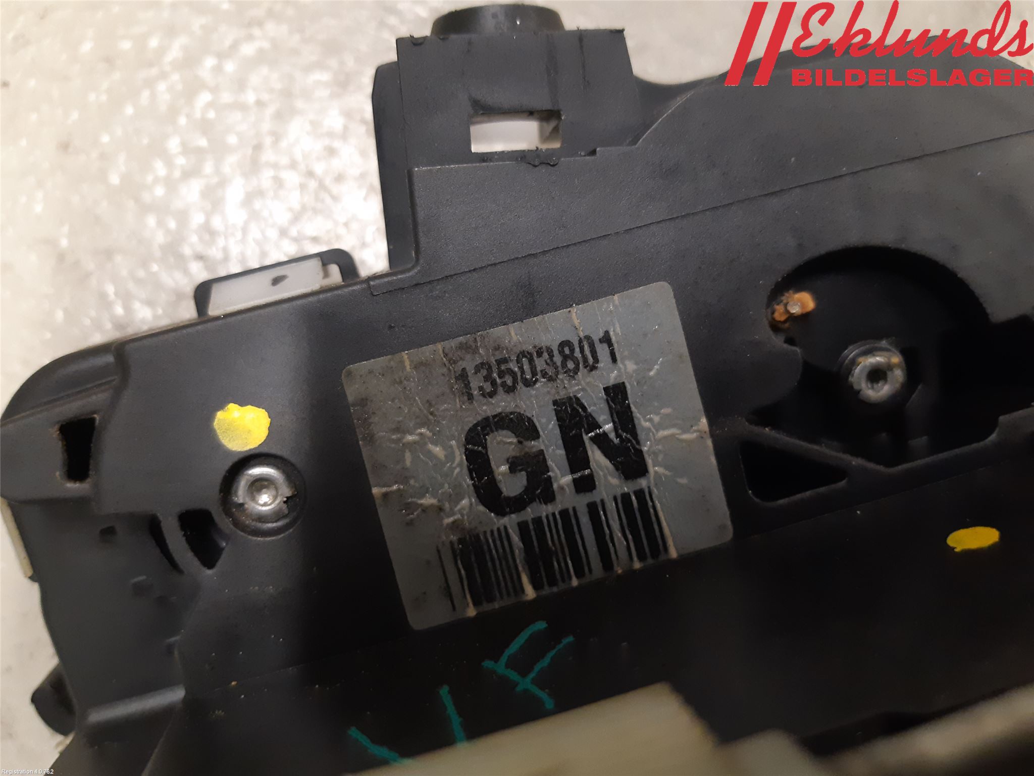 Opel ASTRA J 10-15 Låskista-Dörrlås