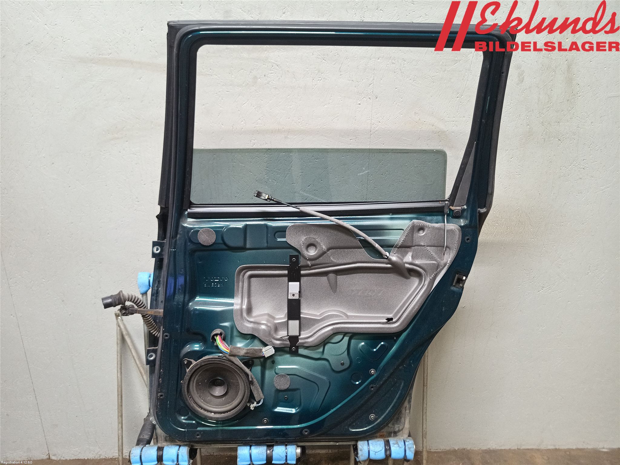 Volvo XC70 05-07 Dörr Bak Höger