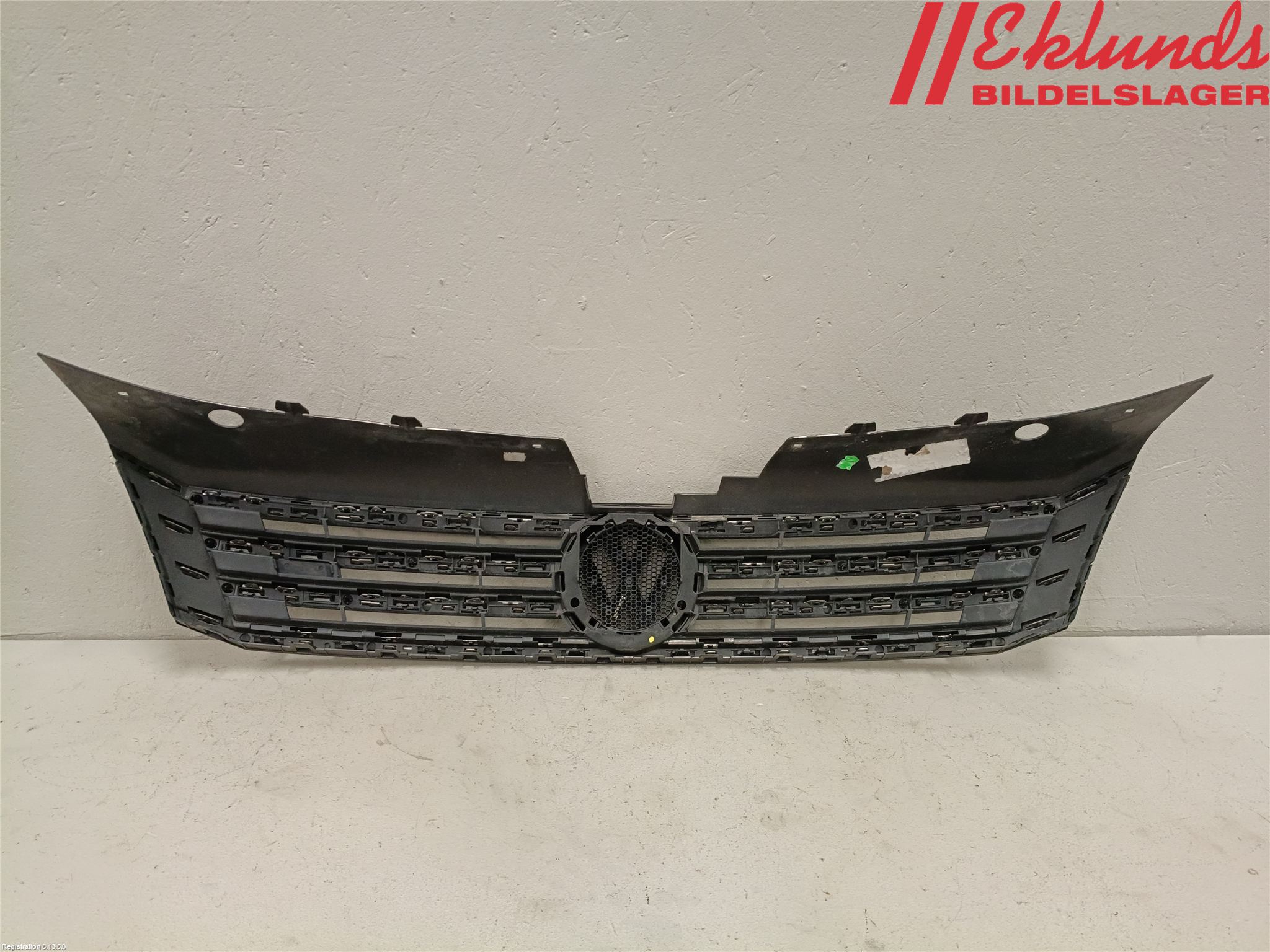Volkswagen VW PASSAT 11-14 Grill Komp