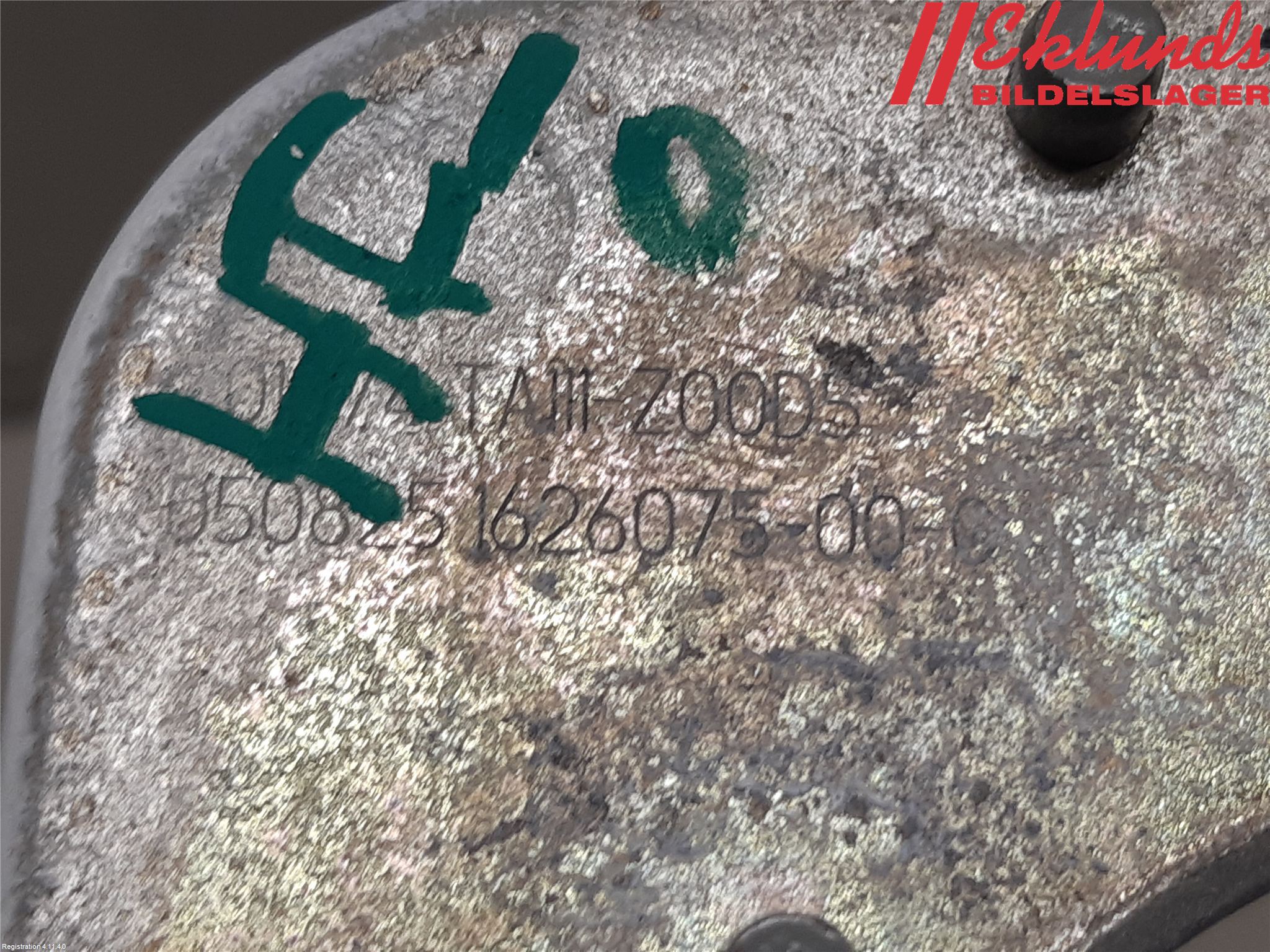 Tesla MODEL Y 21- Dörrgångjärn