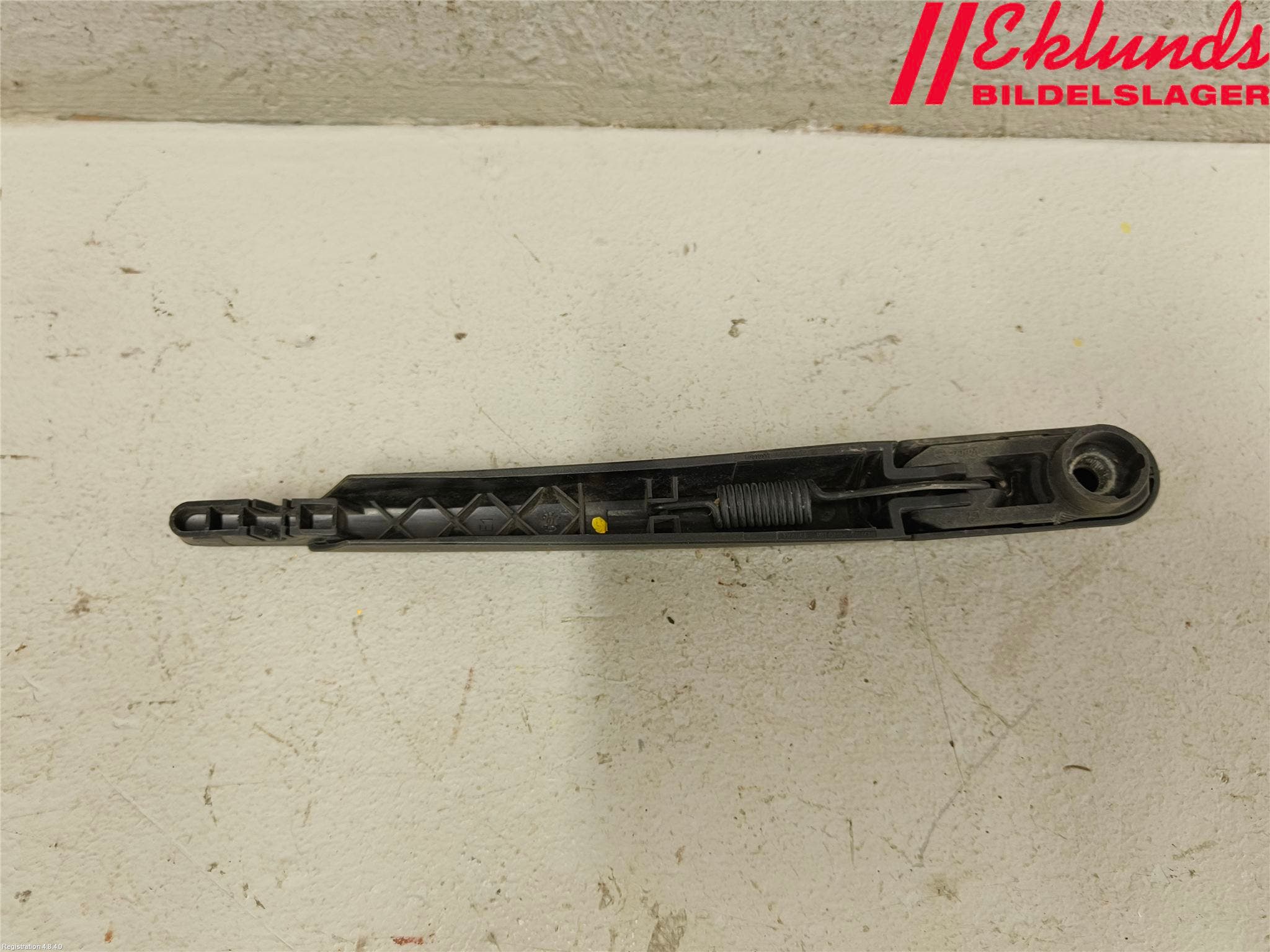 Peugeot 2008 13-20 Torkararm-Bakruta