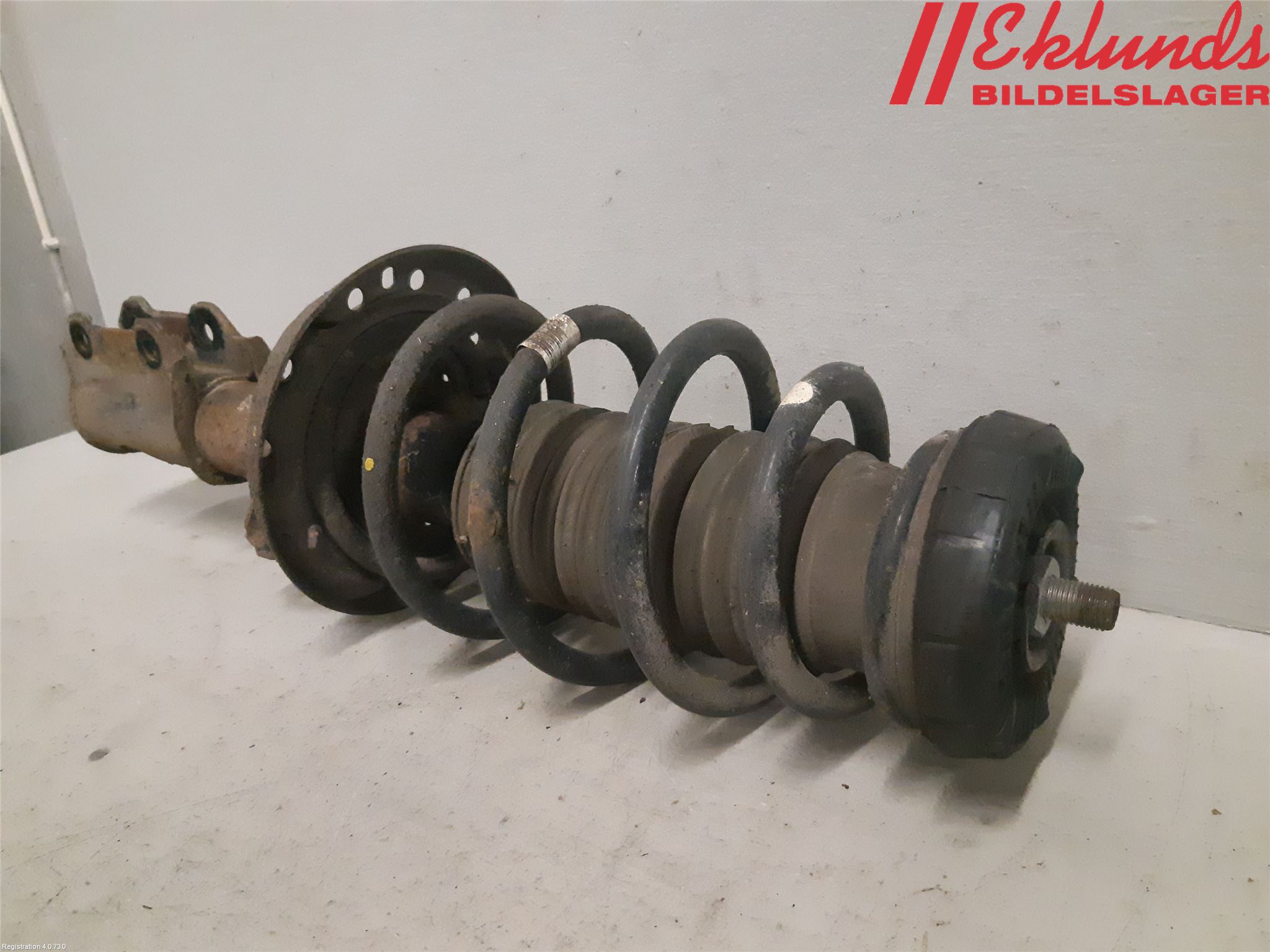 Opel ASTRA J 10-15 Fjäderben Fram Vänster