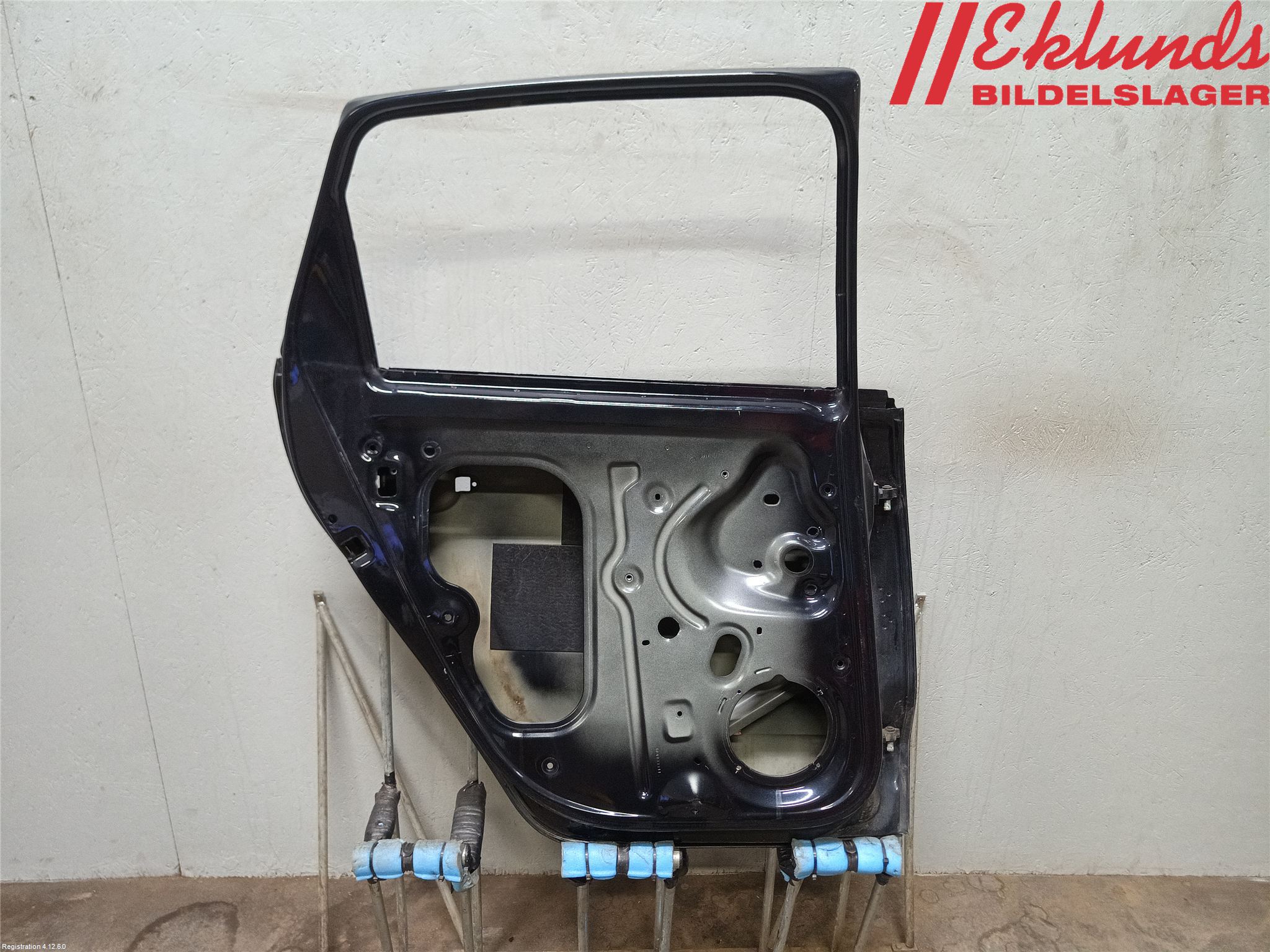Volkswagen VW POLO 10-17 Dörr Bak Vänster