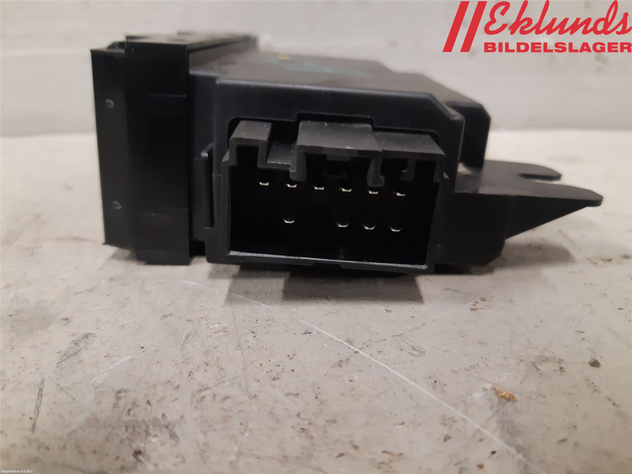 Volvo S60 05-10 Strömställare Elhiss