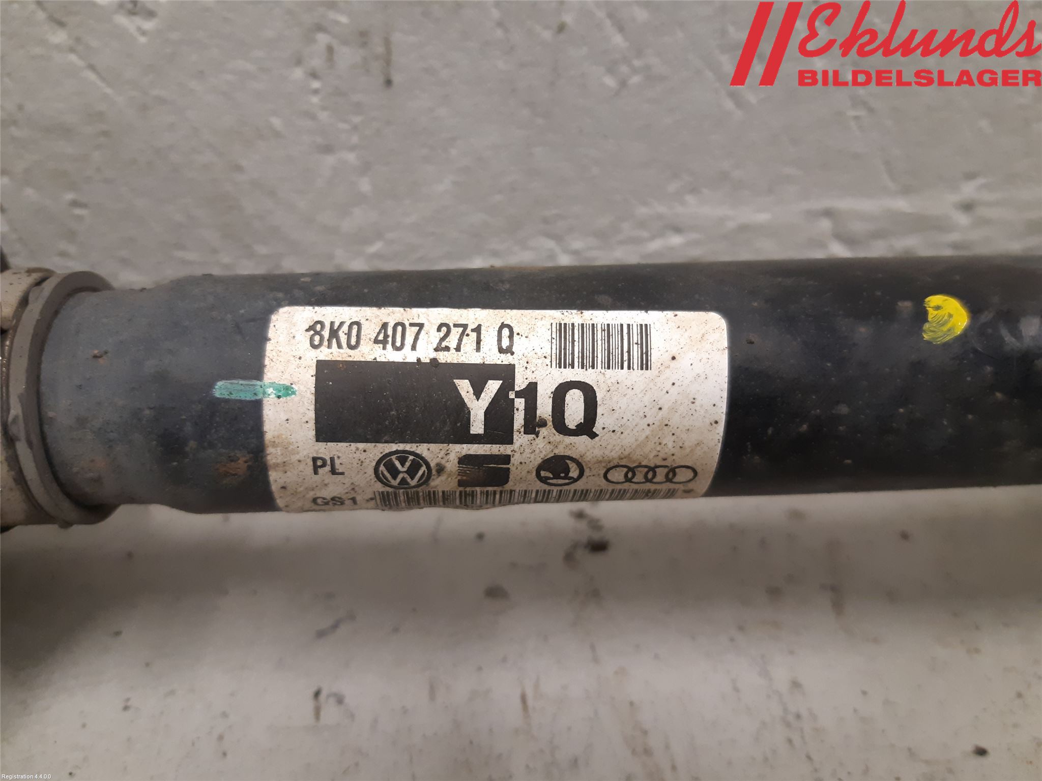Audi A4/S4 08-11 Drivaxel Fram Vänster