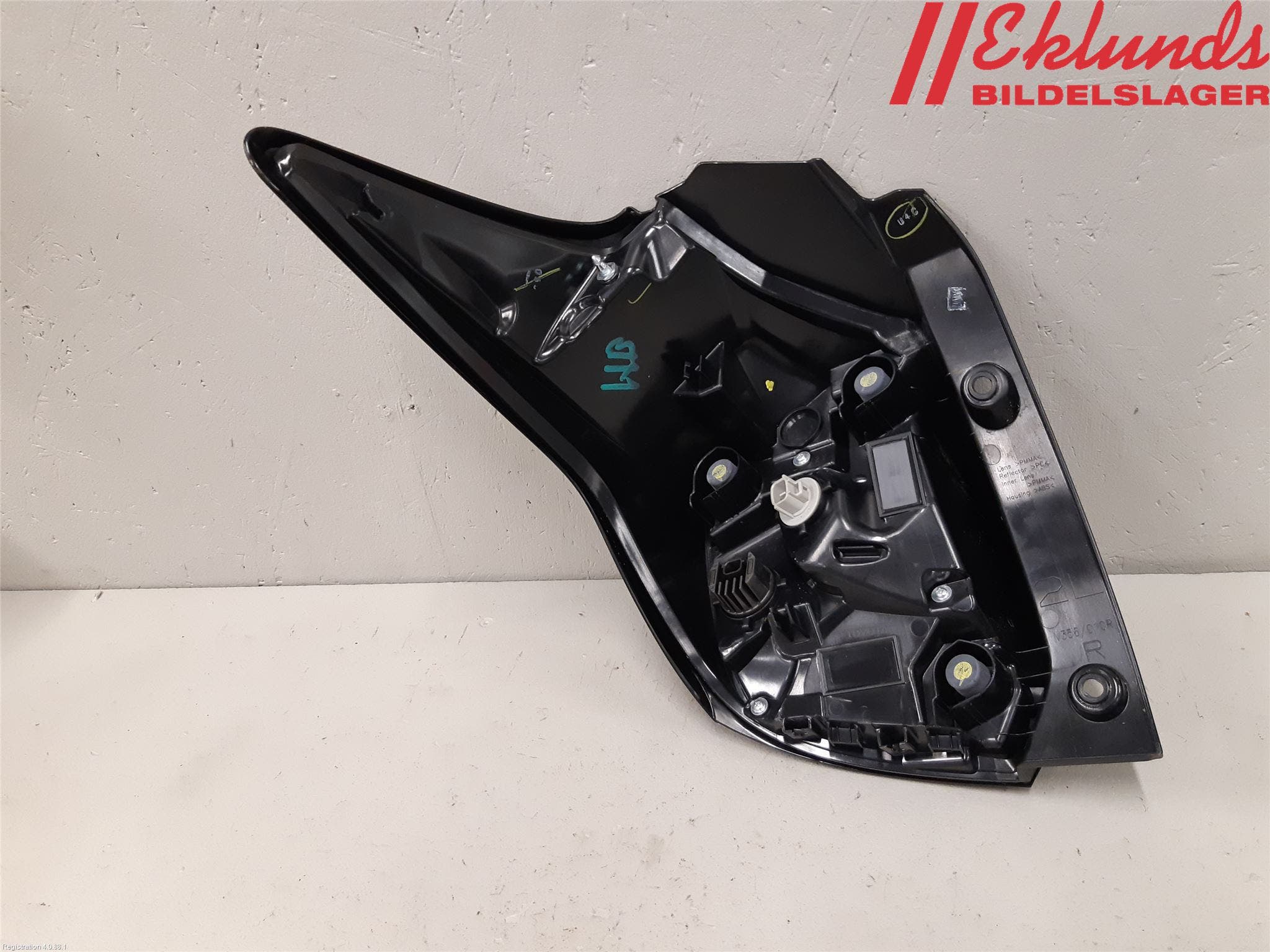 Toyota YARIS XP21 20- Bakljus Höger