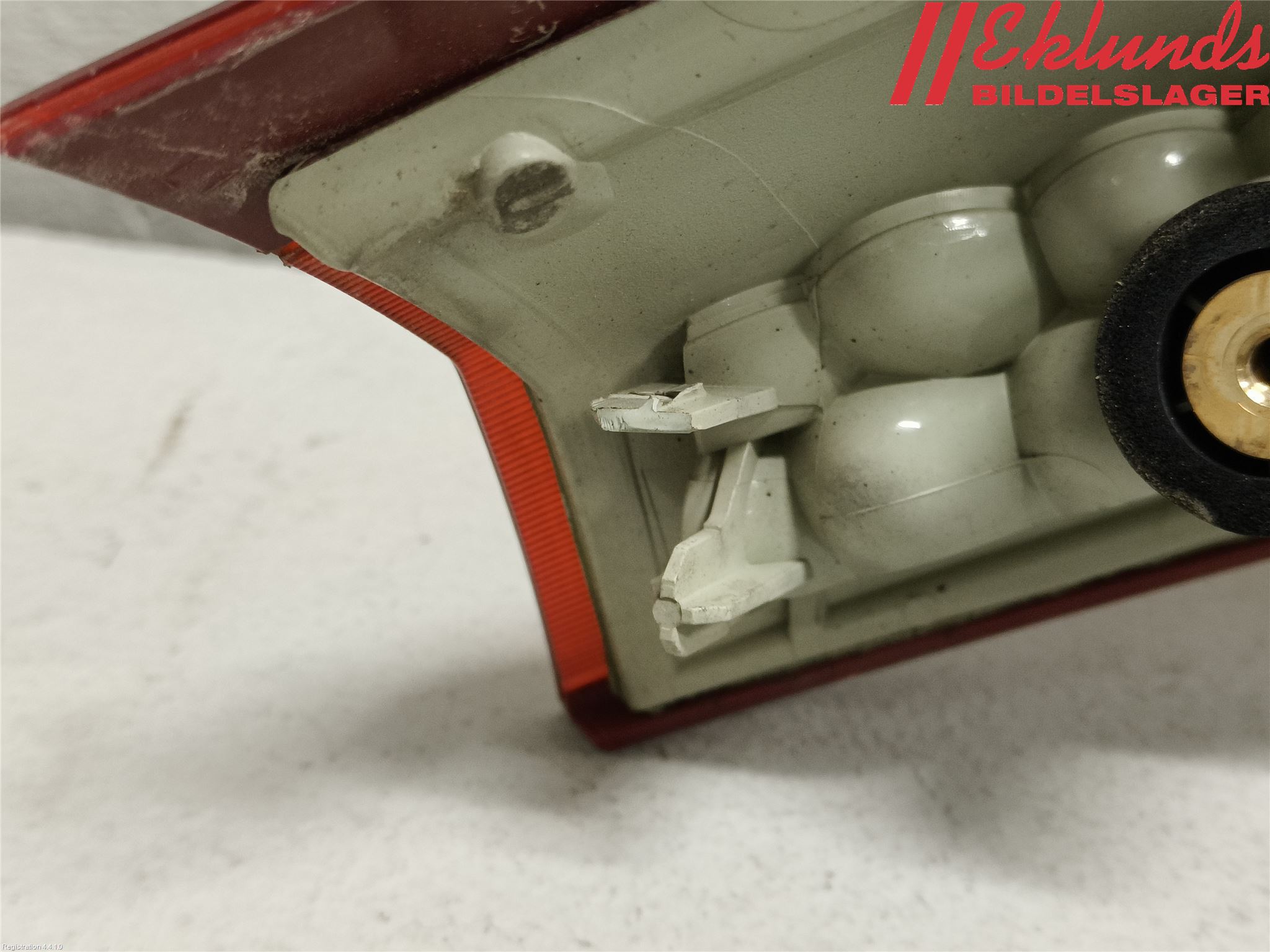 Volvo V70 08-13 Bakljus Lucka Vä