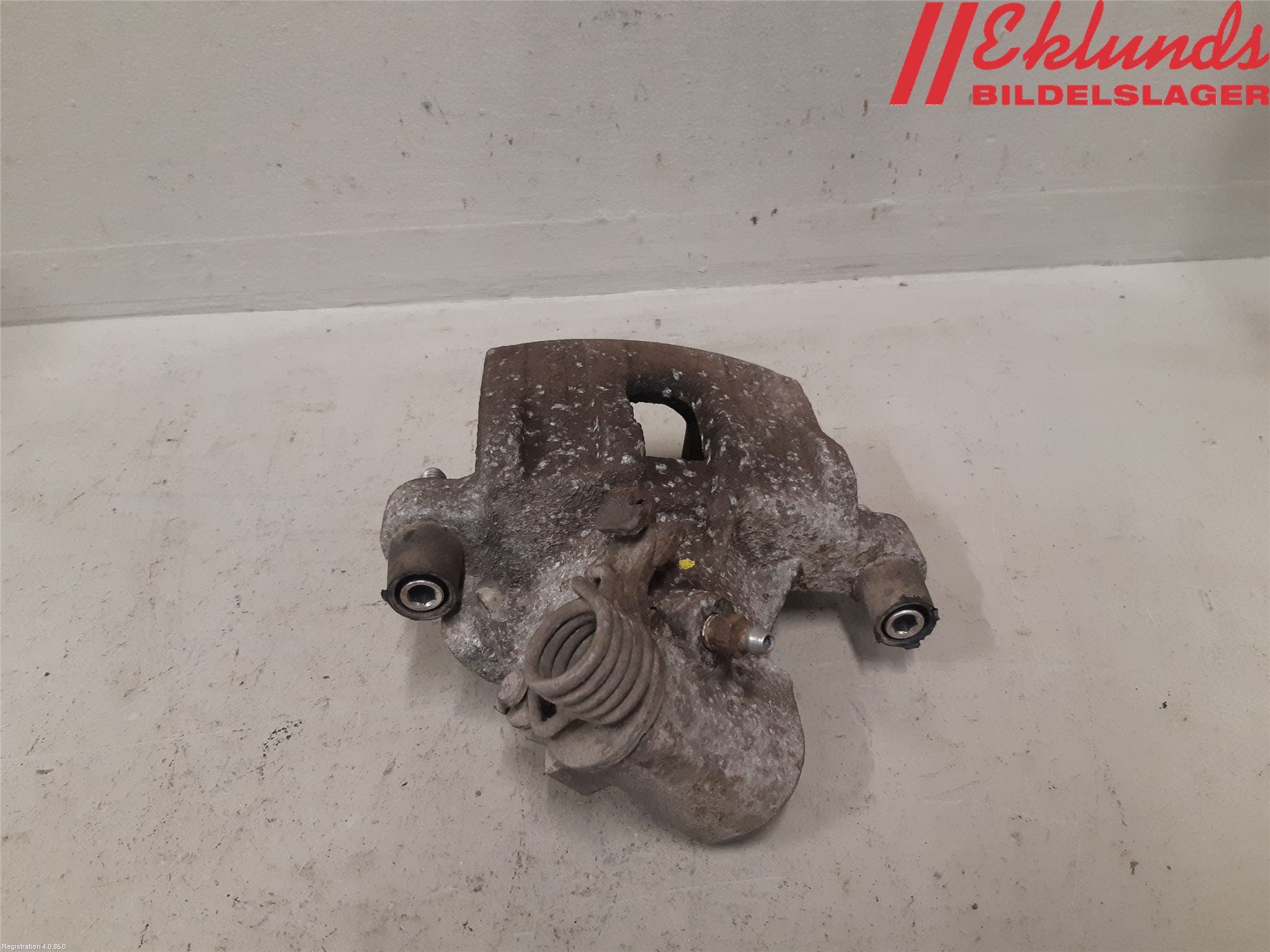 Volvo V40 12-19 Bromsok Bak Höger