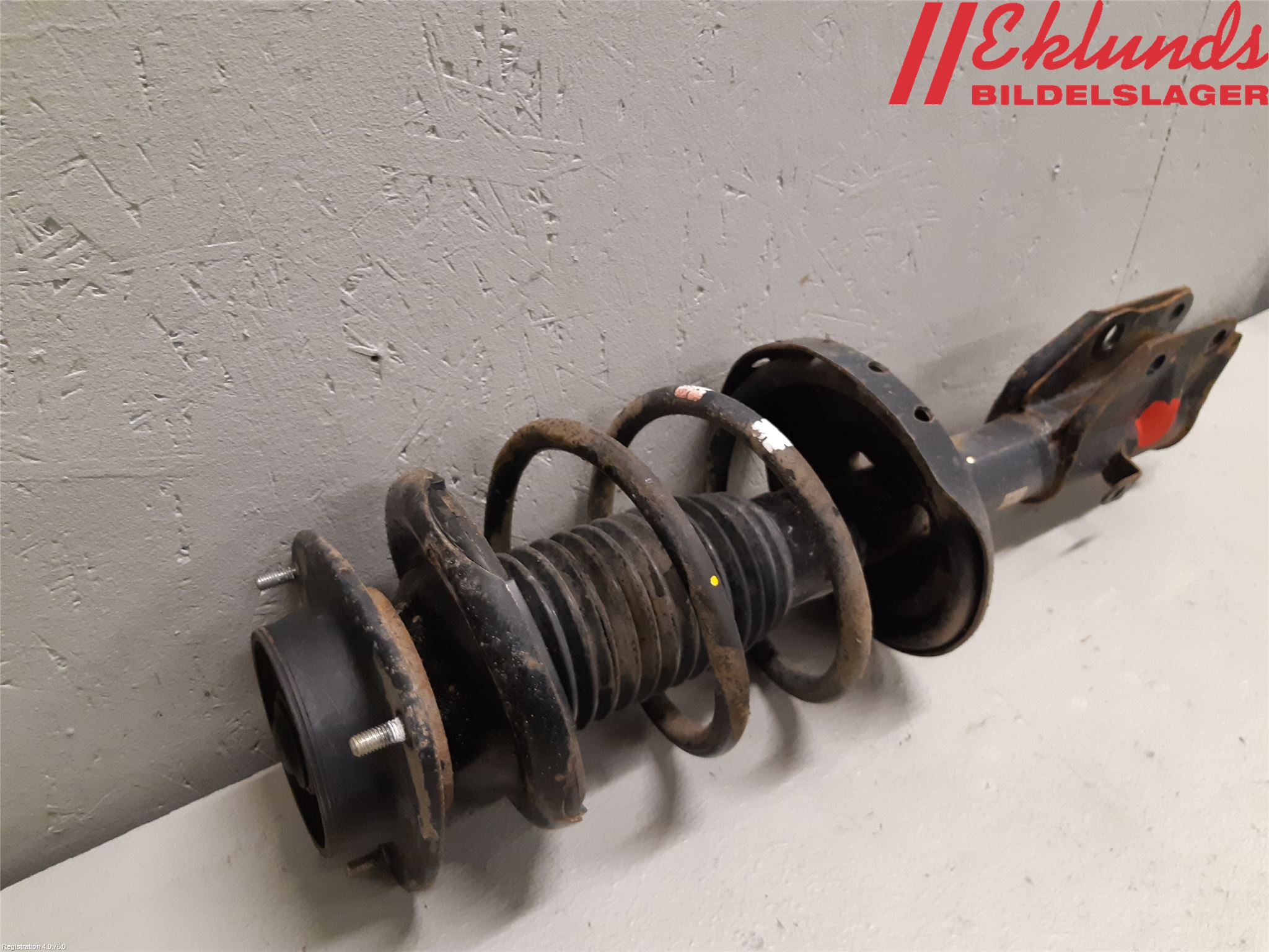 Subaru XV 12-17 Fjäderben Fram Vänster