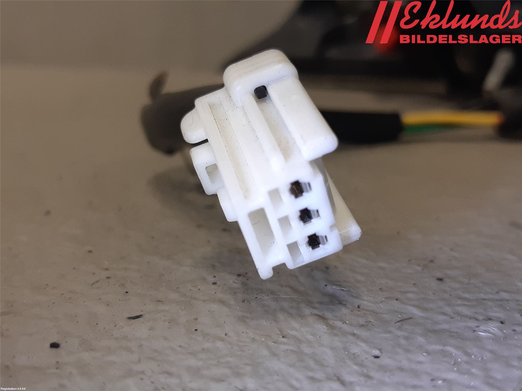 Nissan X-TRAIL 14-21 Bakljus Lucka Vä