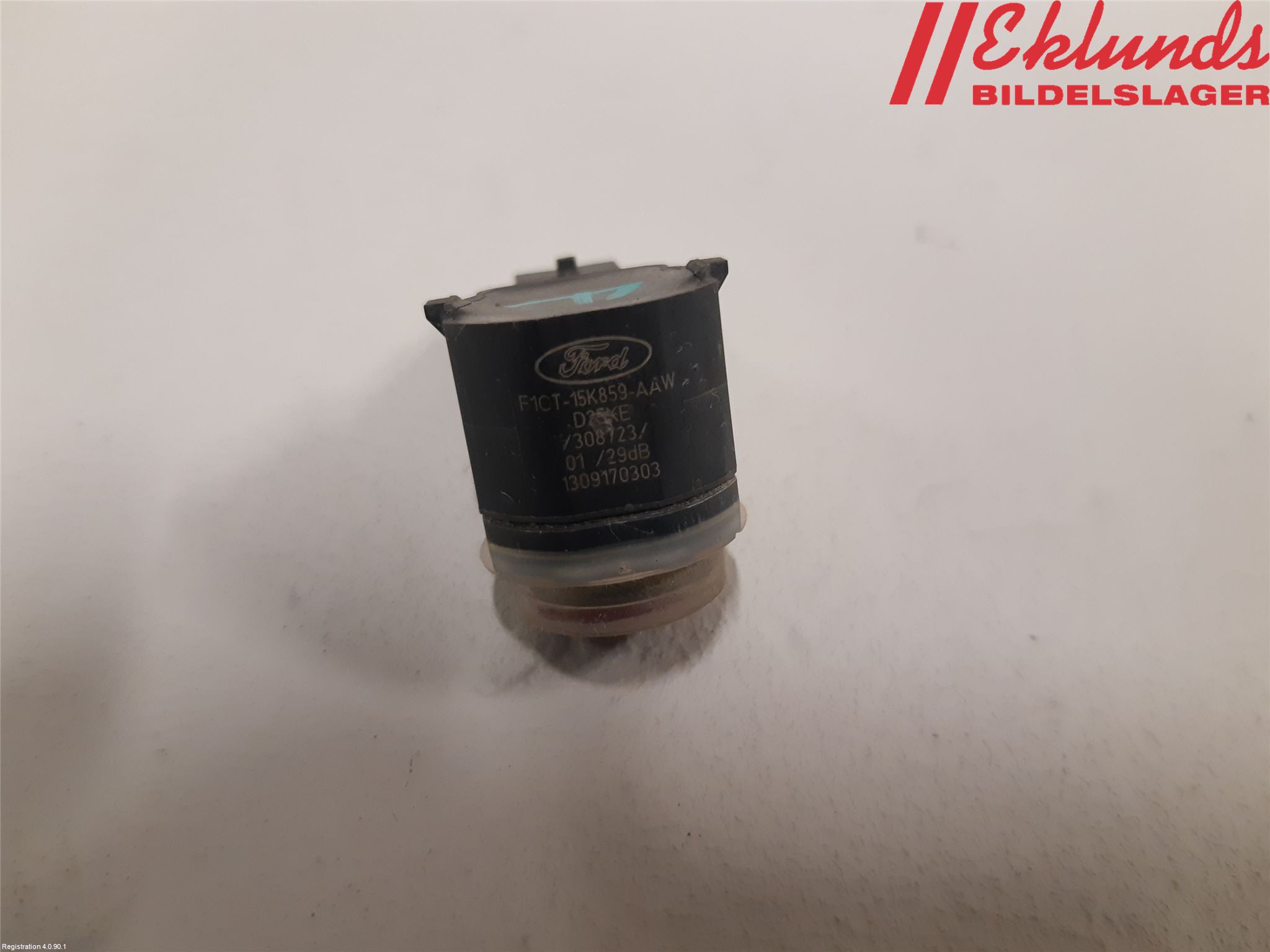 Ford MONDEO 15-22 Parkeringshjälp Frontsensor