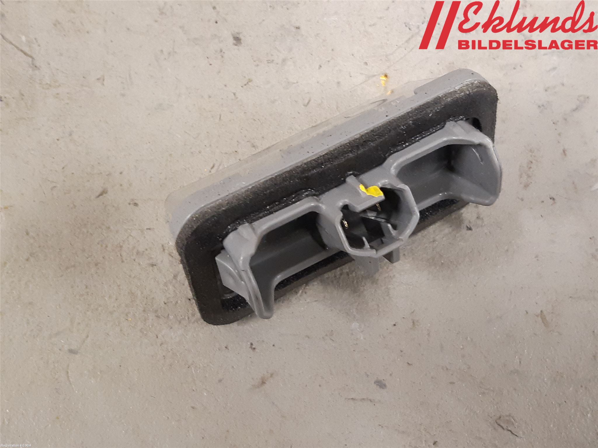 Toyota RAV4 19- Skylt Belysning