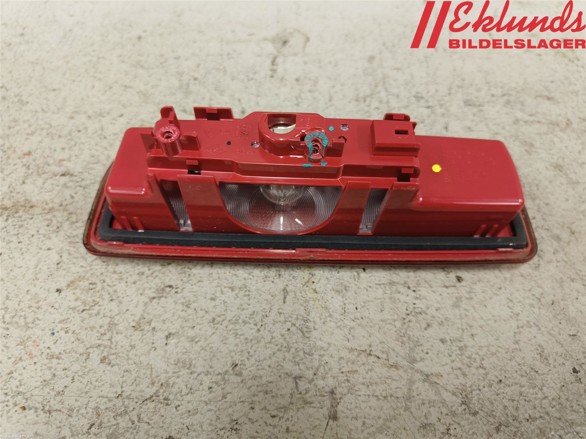 Renault TRAFIC/E-TECH 15- Bromsljus Bakruta