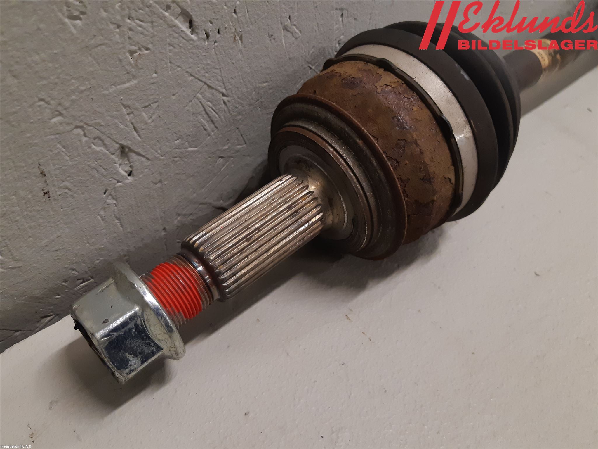 Nissan QASHQAI 14-17 Drivaxel Fram Vänster