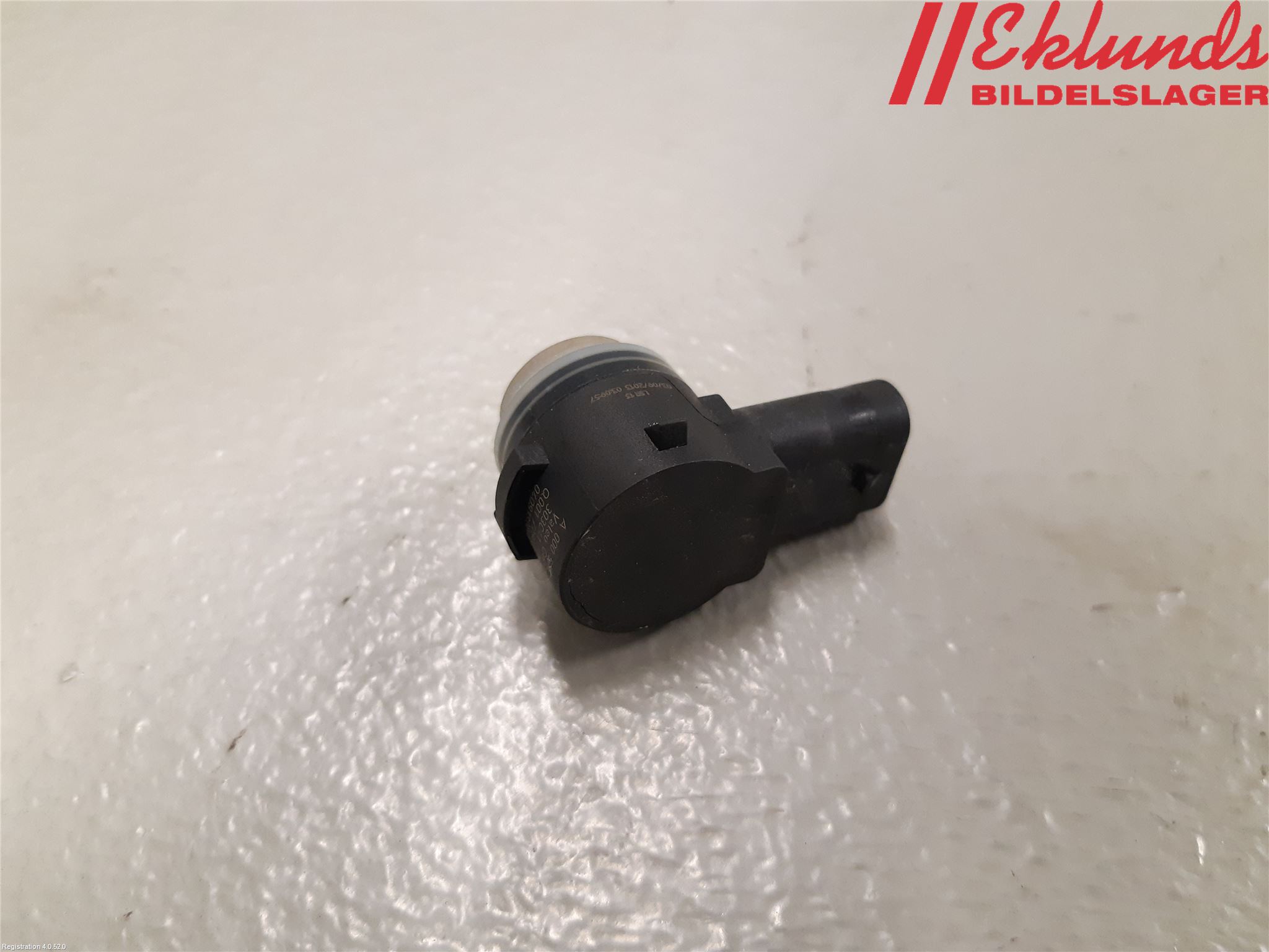 Mercedes-Benz MB E-KLASS (W212) 09-16 Parkeringshjälp Frontsensor