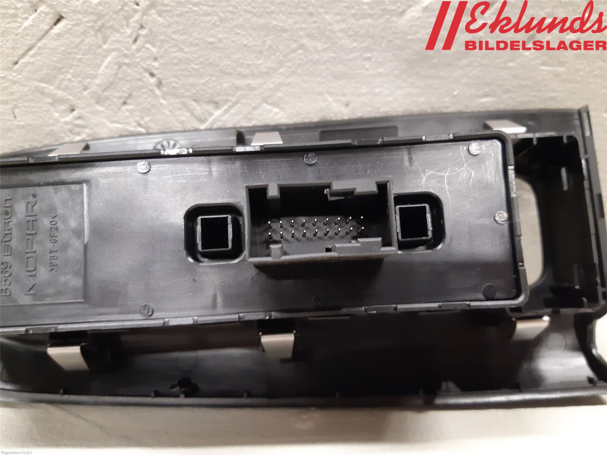 Fiat 500X 15- Strömställare Elhiss