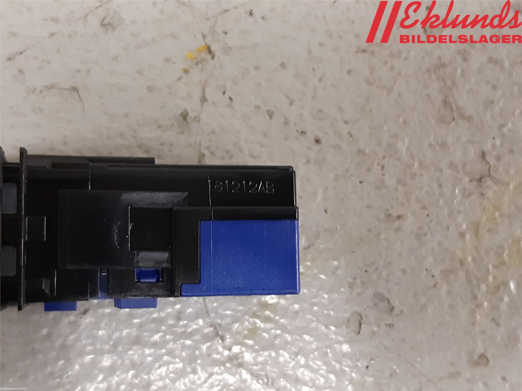 Toyota COROLLA 19- Strömställare Övrigt