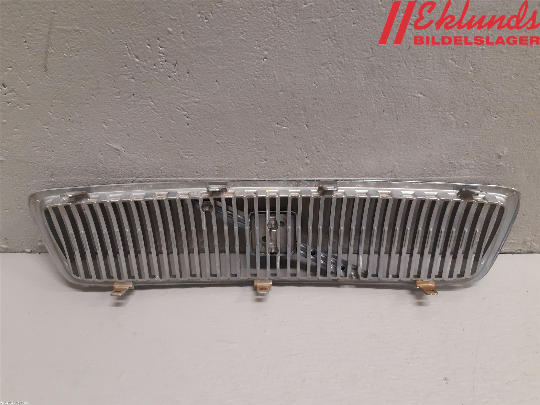 Volvo V70 00-04 Grill Komp