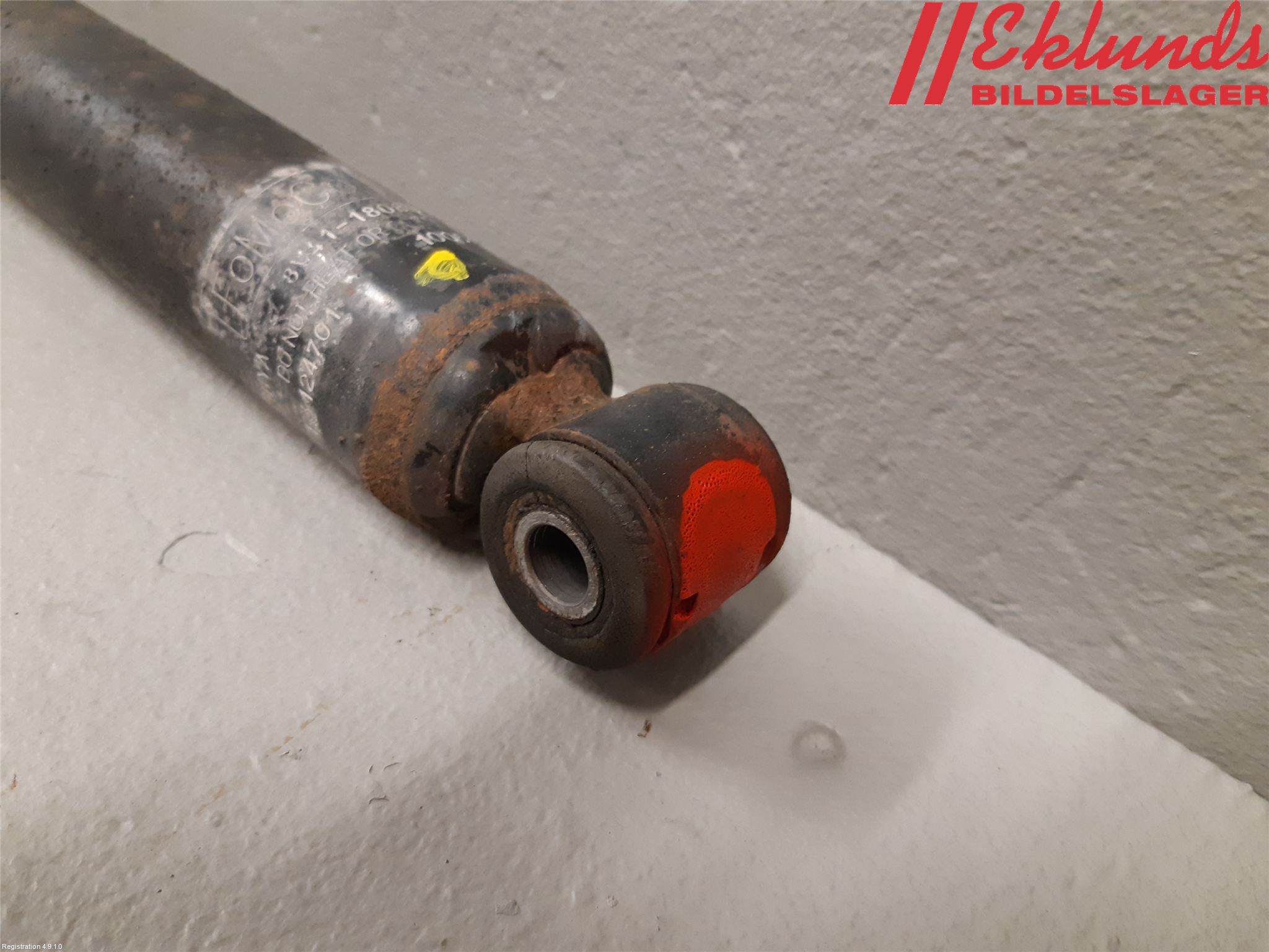 Ford KUGA 08-12 Stötdämpare Bak