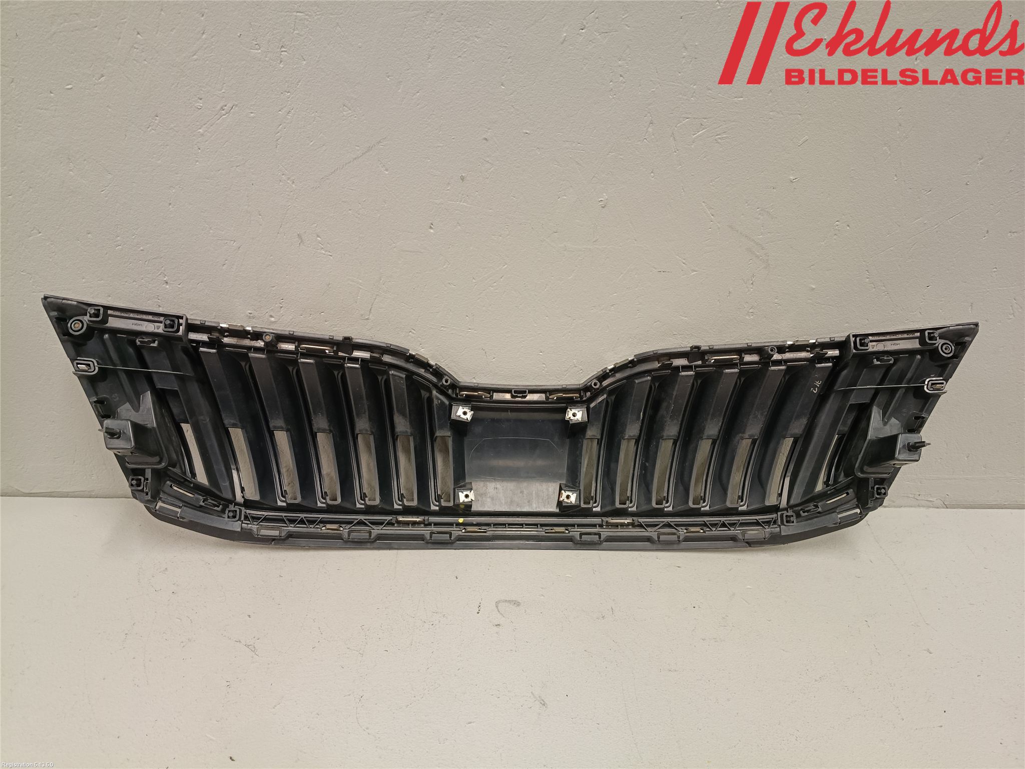 Skoda OCTAVIA (5E) 13-20 Grill Komp