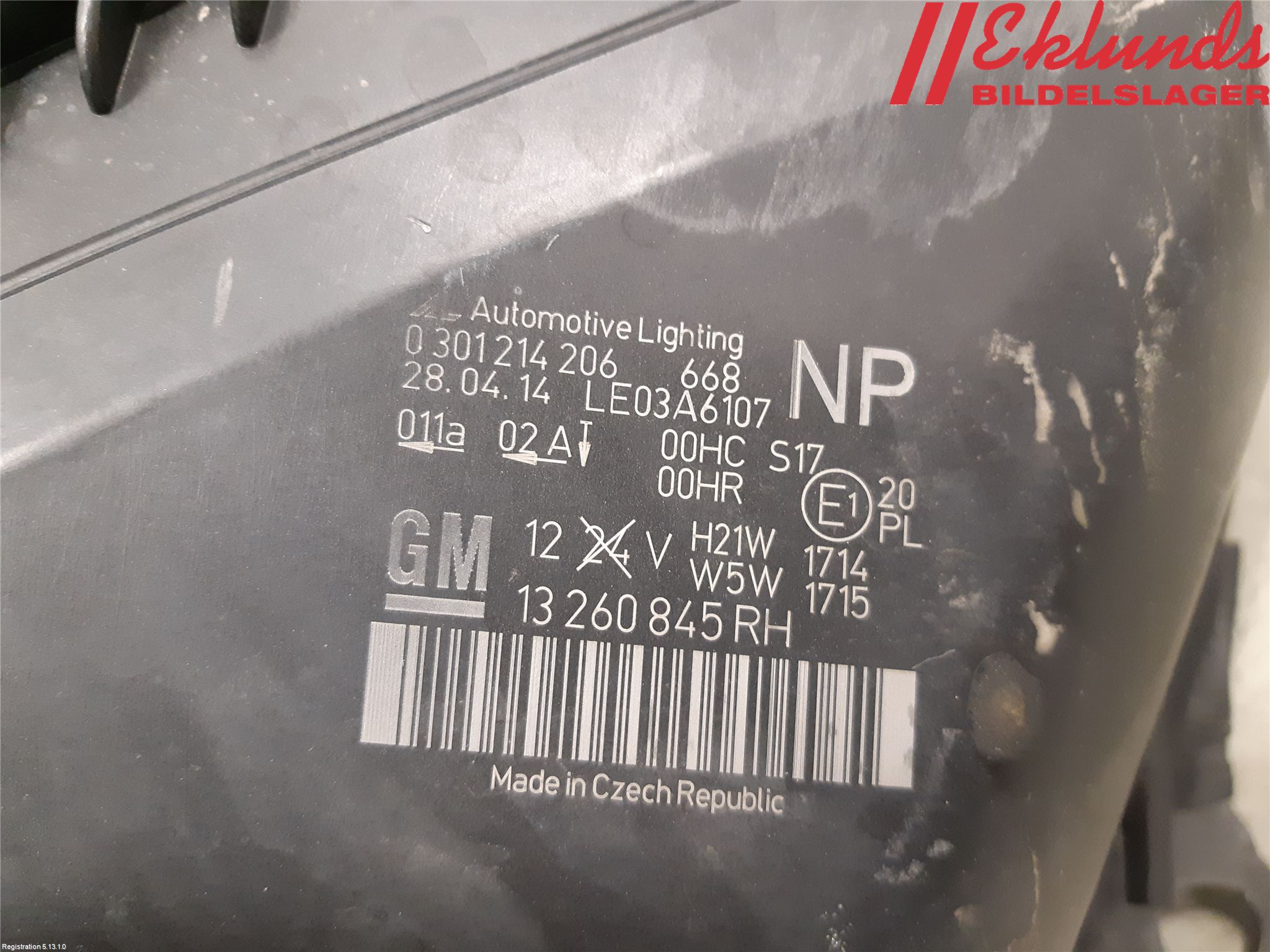 Opel ZAFIRA B 06-14 Strålkastare Höger