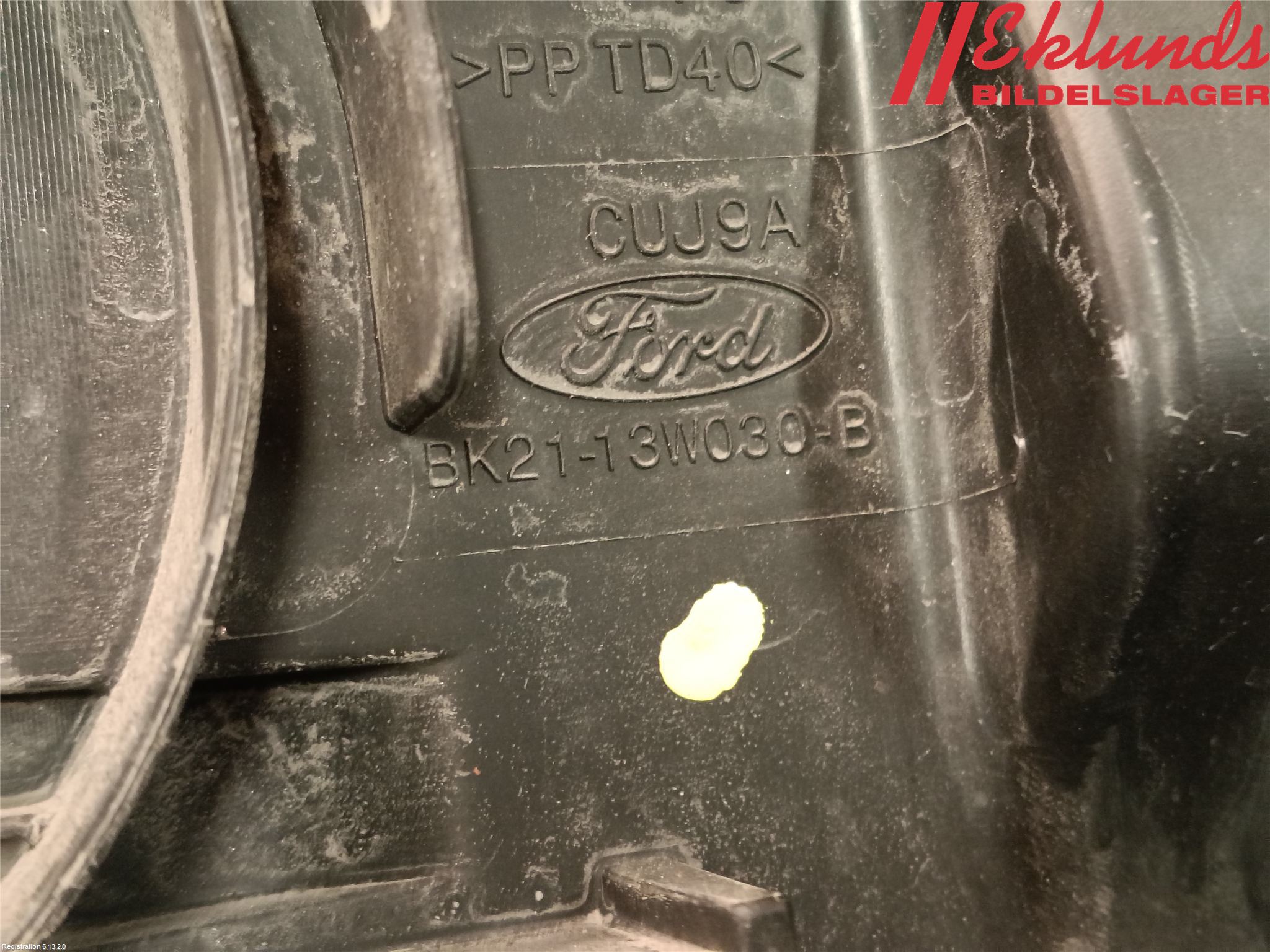Ford TRANSIT SKÅP/BUSS 14-22 Strålkastare Vänster