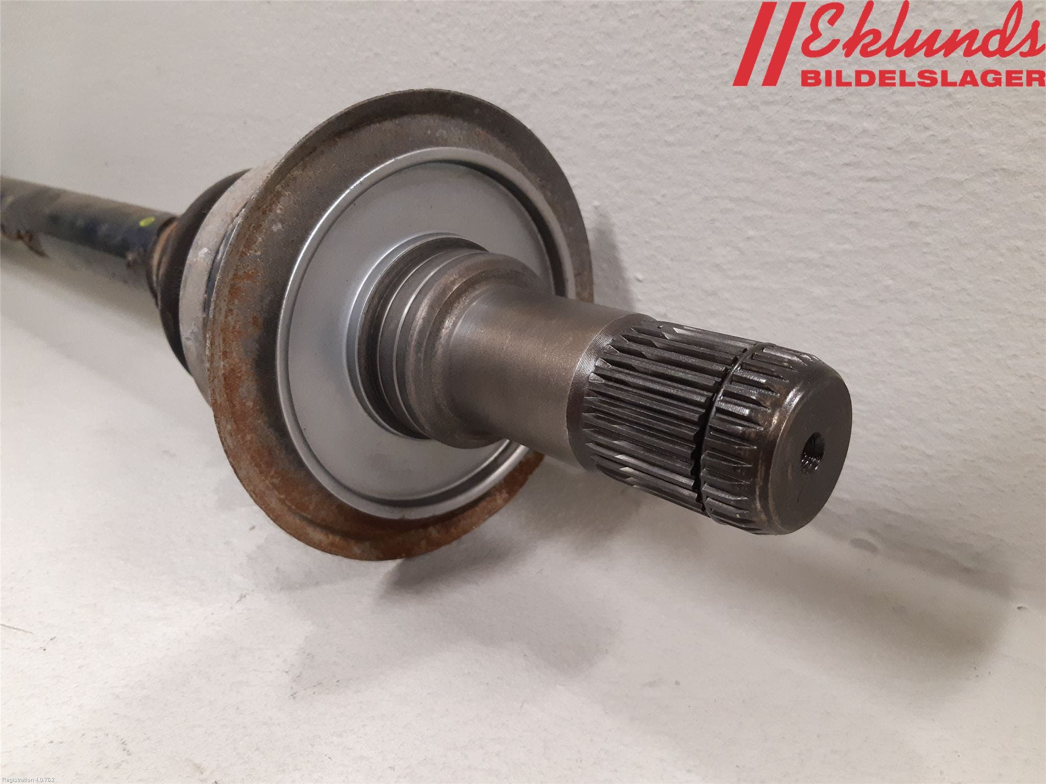 BMW X5 F15 13-18 Drivaxel Bak Höger