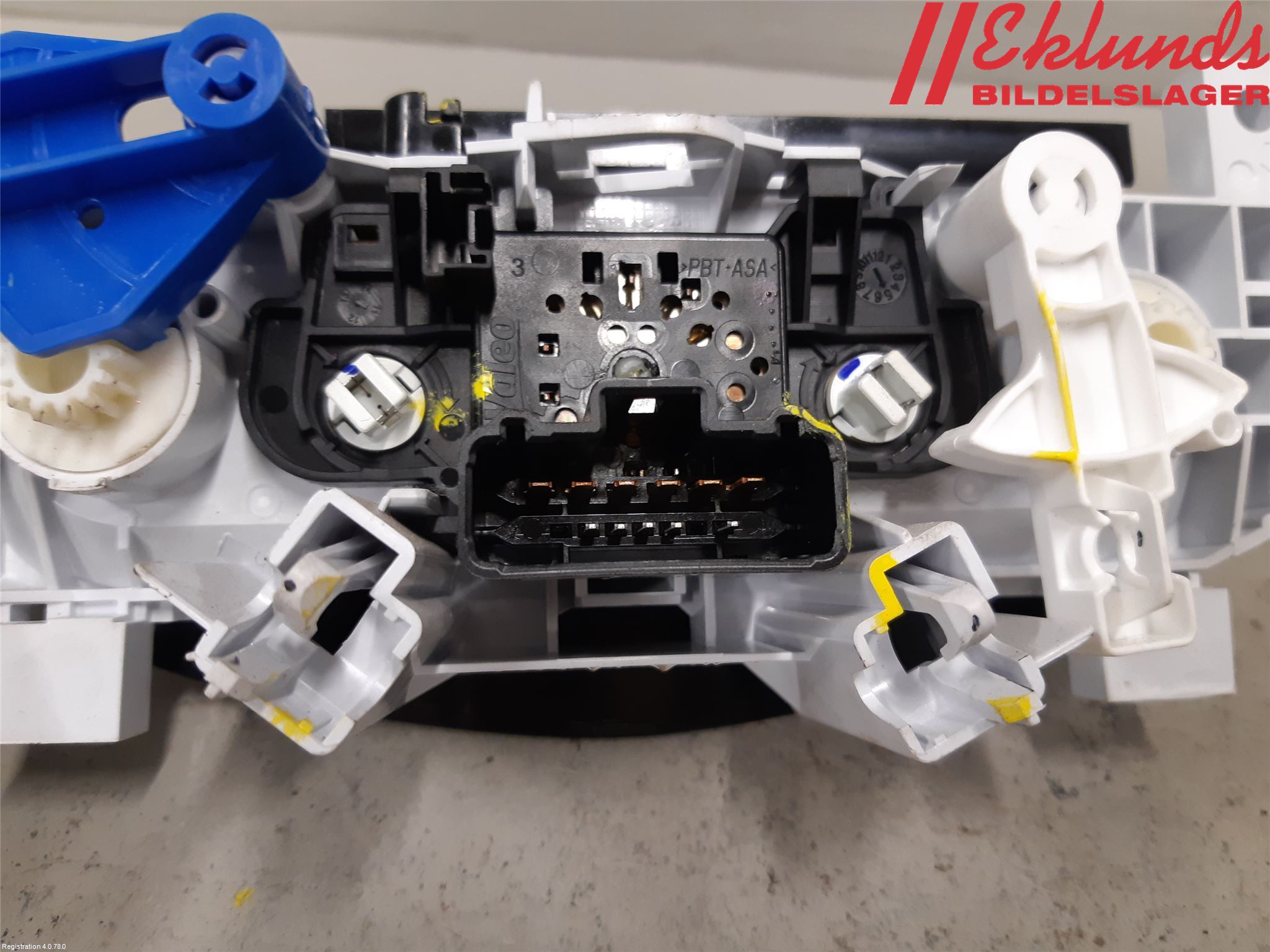 Dacia DUSTER 10-17 Ac Styrenhet Ac Manöveren