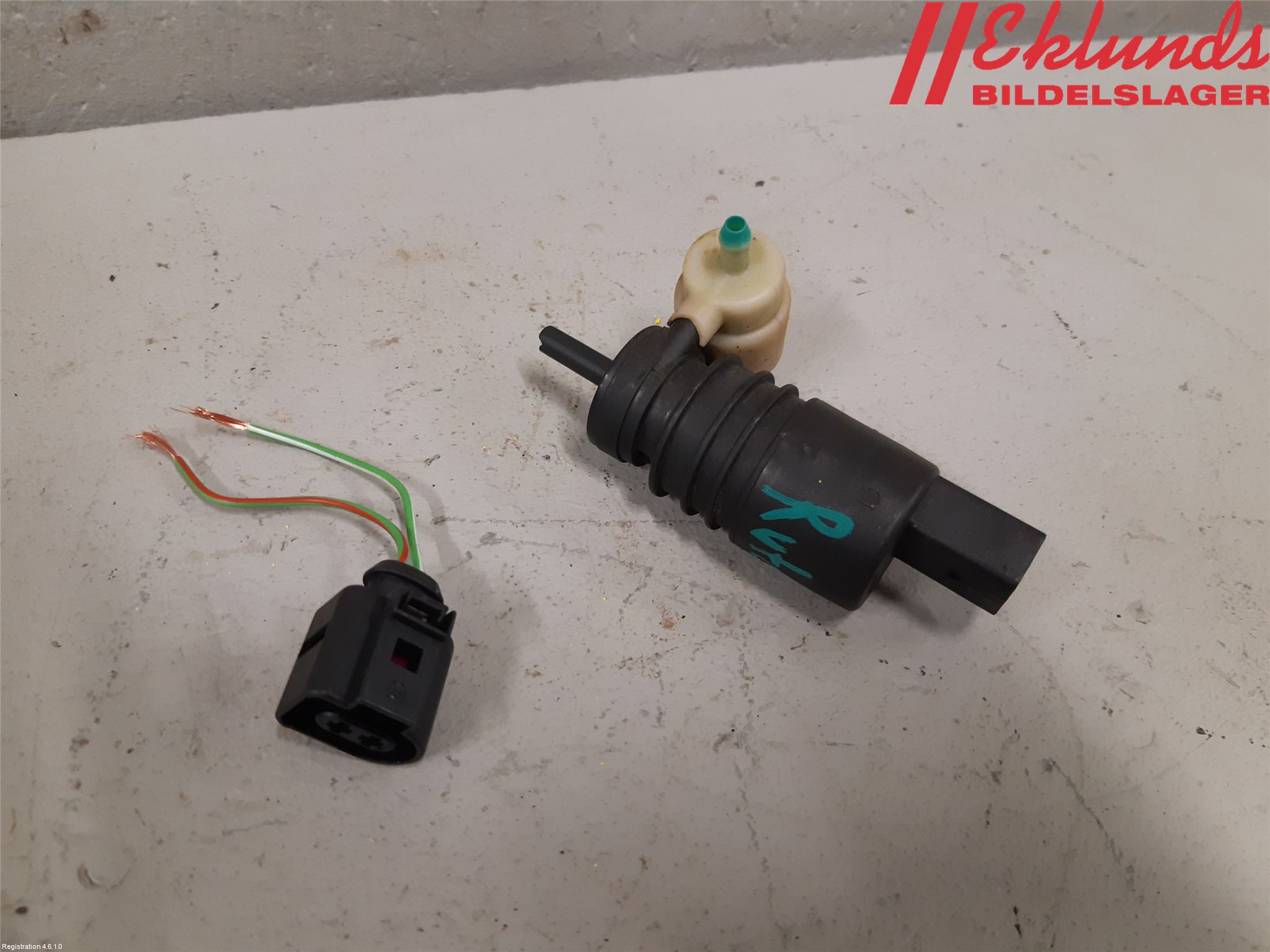 Skoda FABIA 99-07 Spolarpump Vindruta