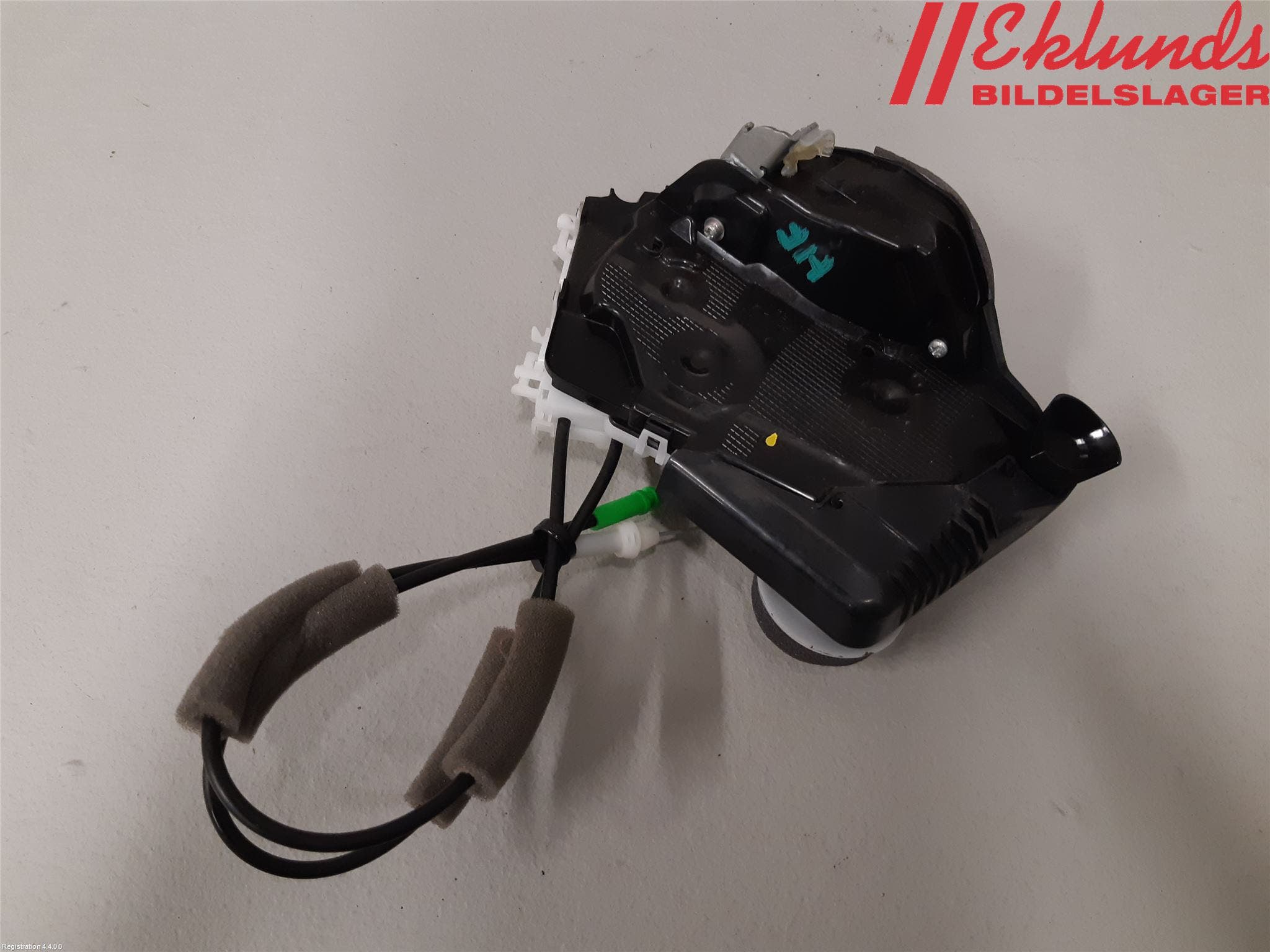 Toyota YARIS XP21 20- Låskista-Dörrlås