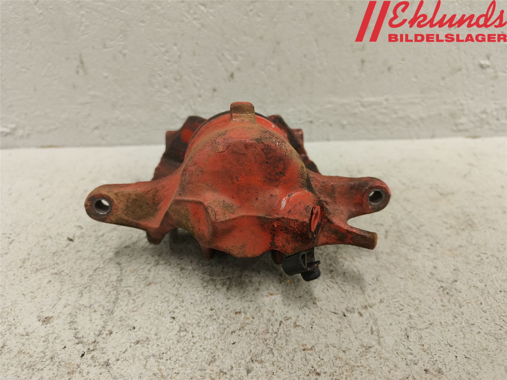 Peugeot 406     96-99 Bromsok Fram Vänster